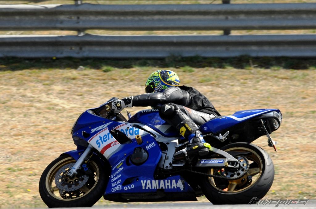 2000 YAMAHA YZF R6 | Picture 2383099 motorcycle photo