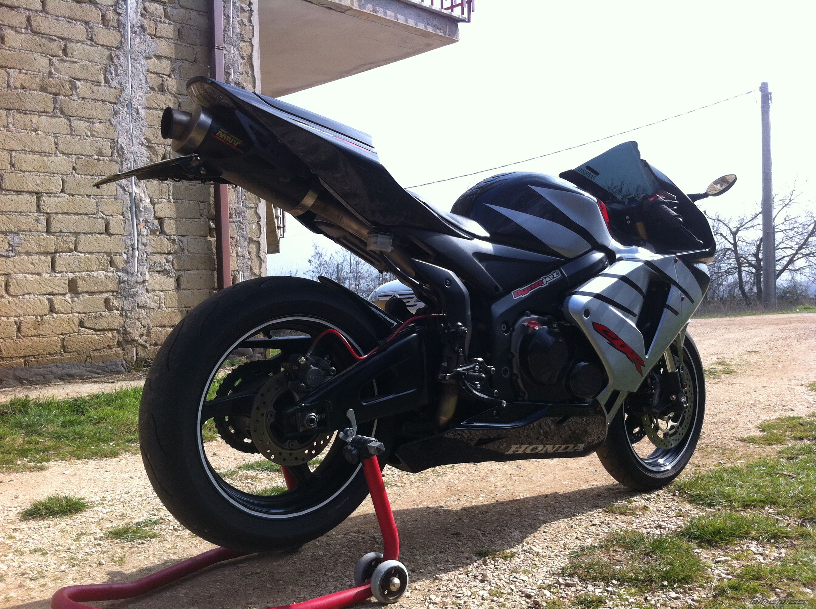 2006 HONDA CBR 600 RR | Picture 2383120 motorcycle photo