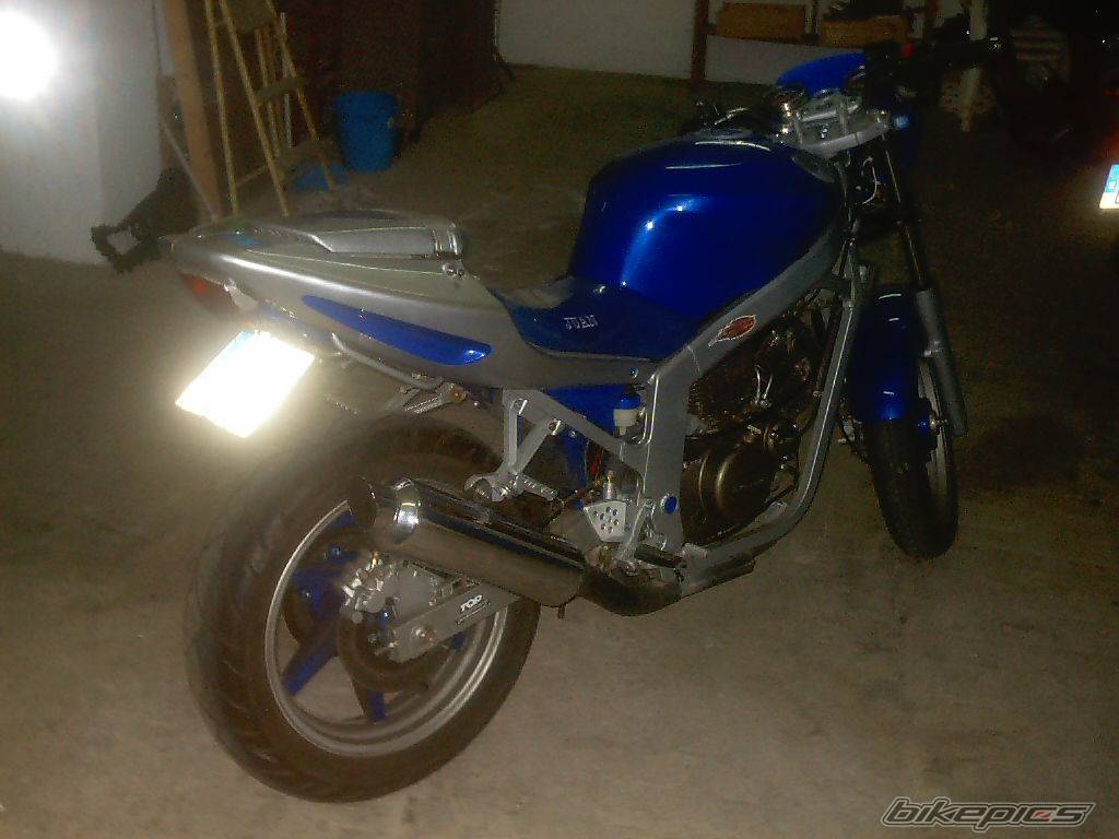2003 HYOSUNG GT 125 COMET | Picture 238352 motorcycle photo