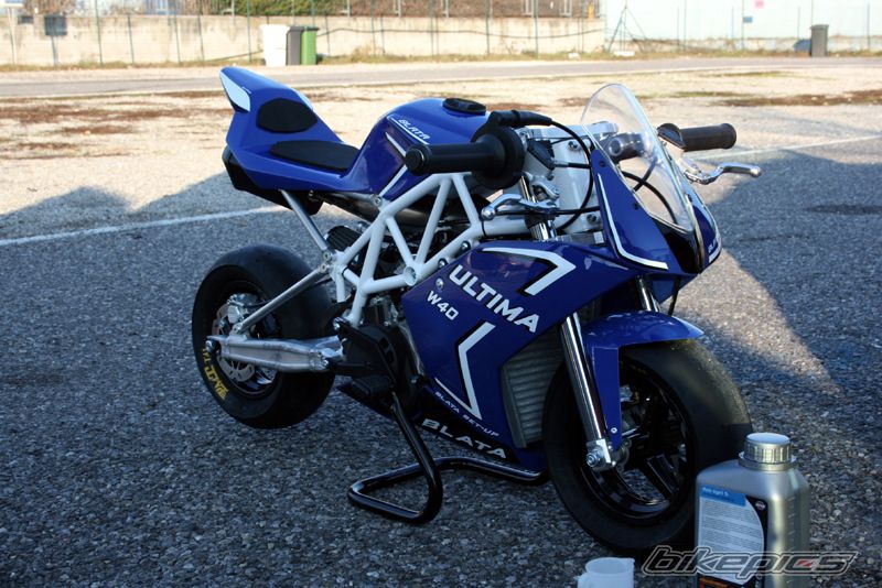2011 BLATA ULTIMA W40 | Picture 2383618 motorcycle photo