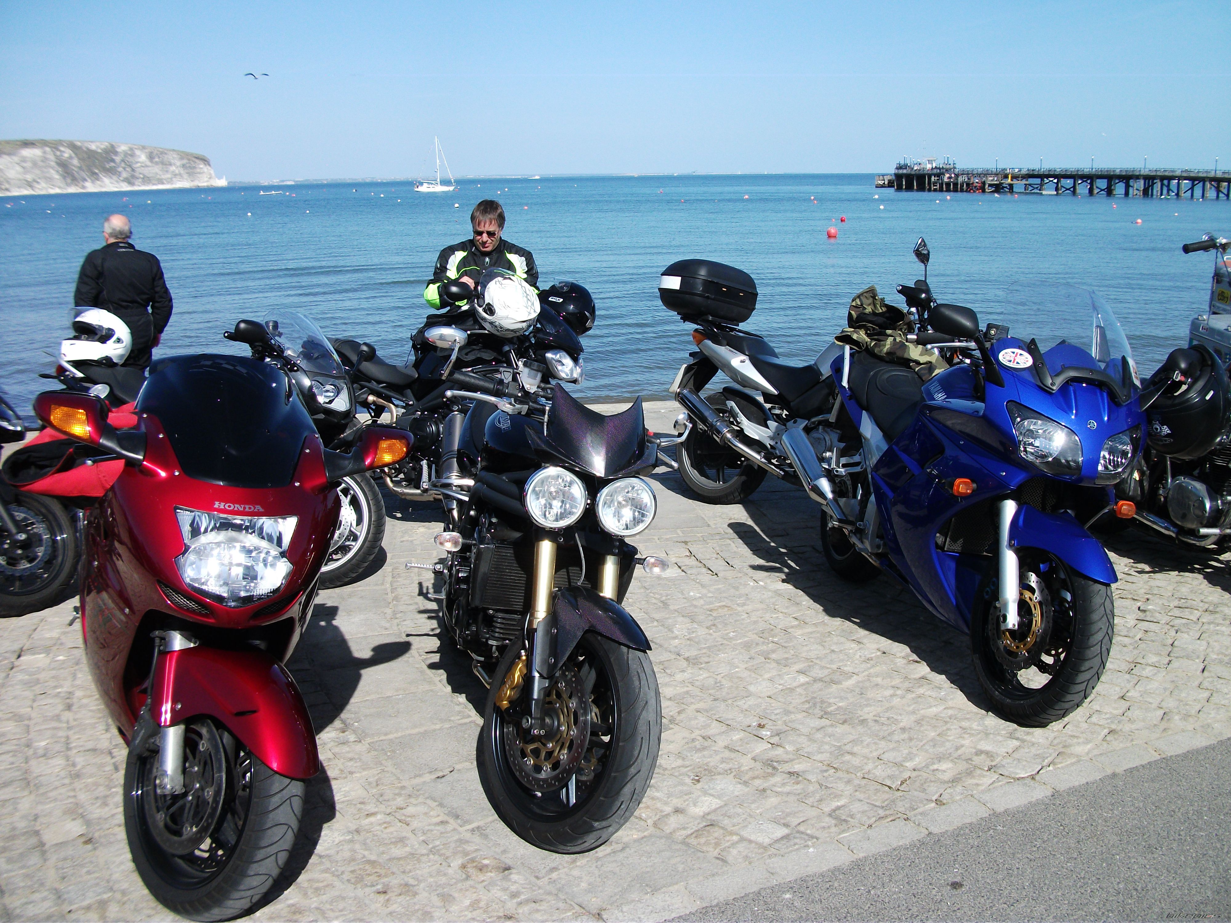 2001 YAMAHA FJR 1300 | Picture 2385906 motorcycle photo