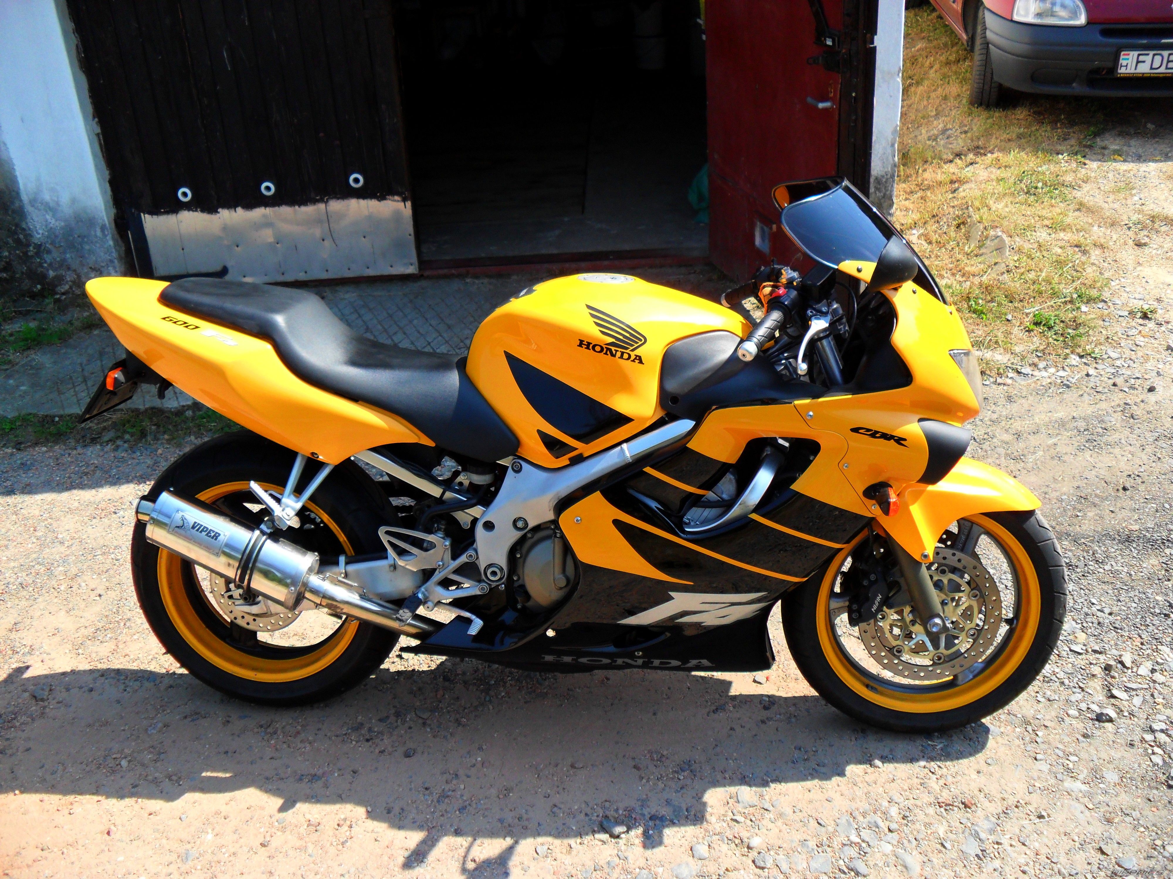 2000 HONDA CBR 600 F4 | Picture 2386404 motorcycle photo