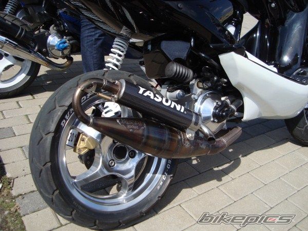 2000 YAMAHA AEROX 50 | Picture 2387676 motorcycle photo
