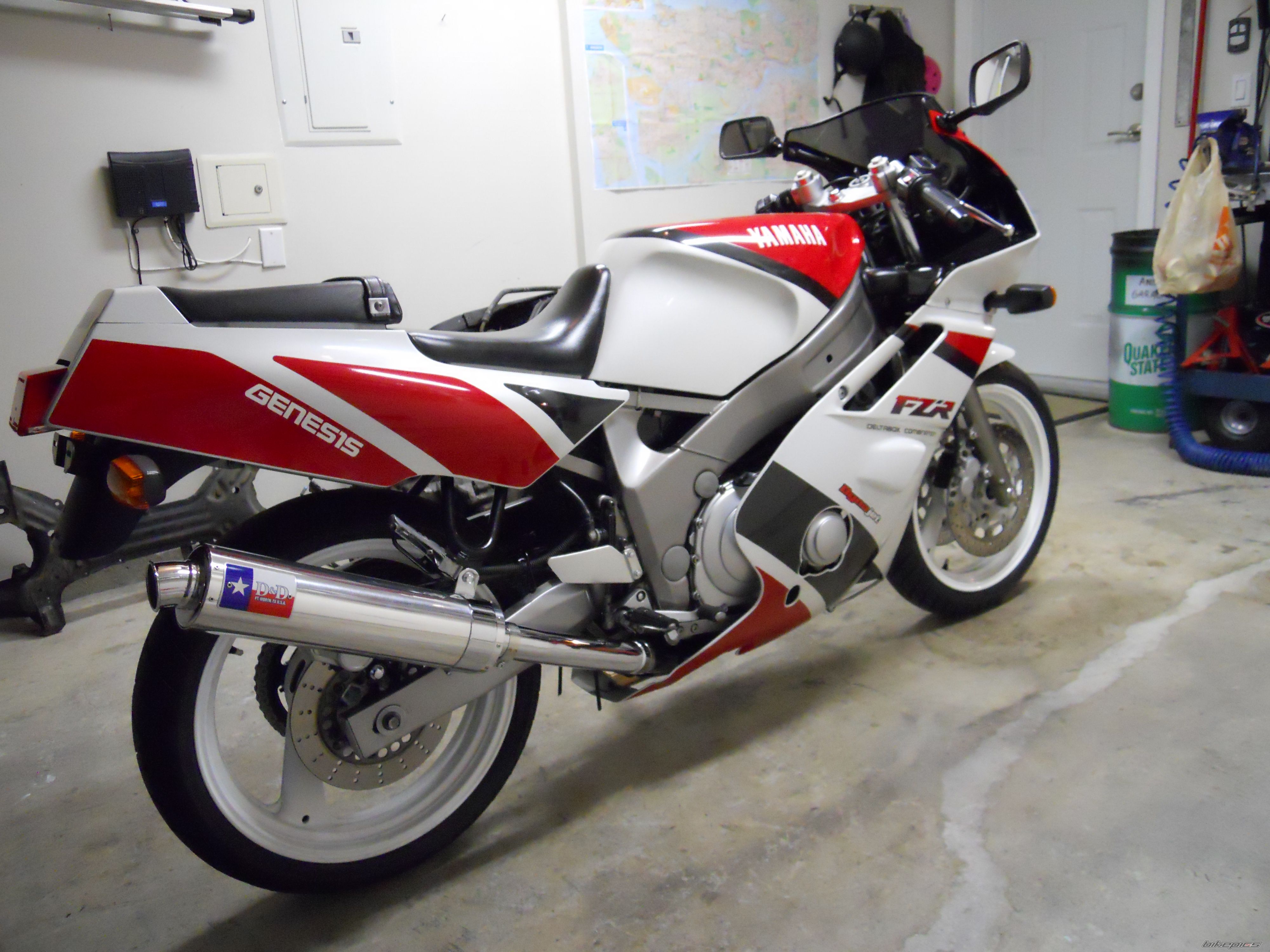 1992 YAMAHA FZR 600 | Picture 2388072 motorcycle photo