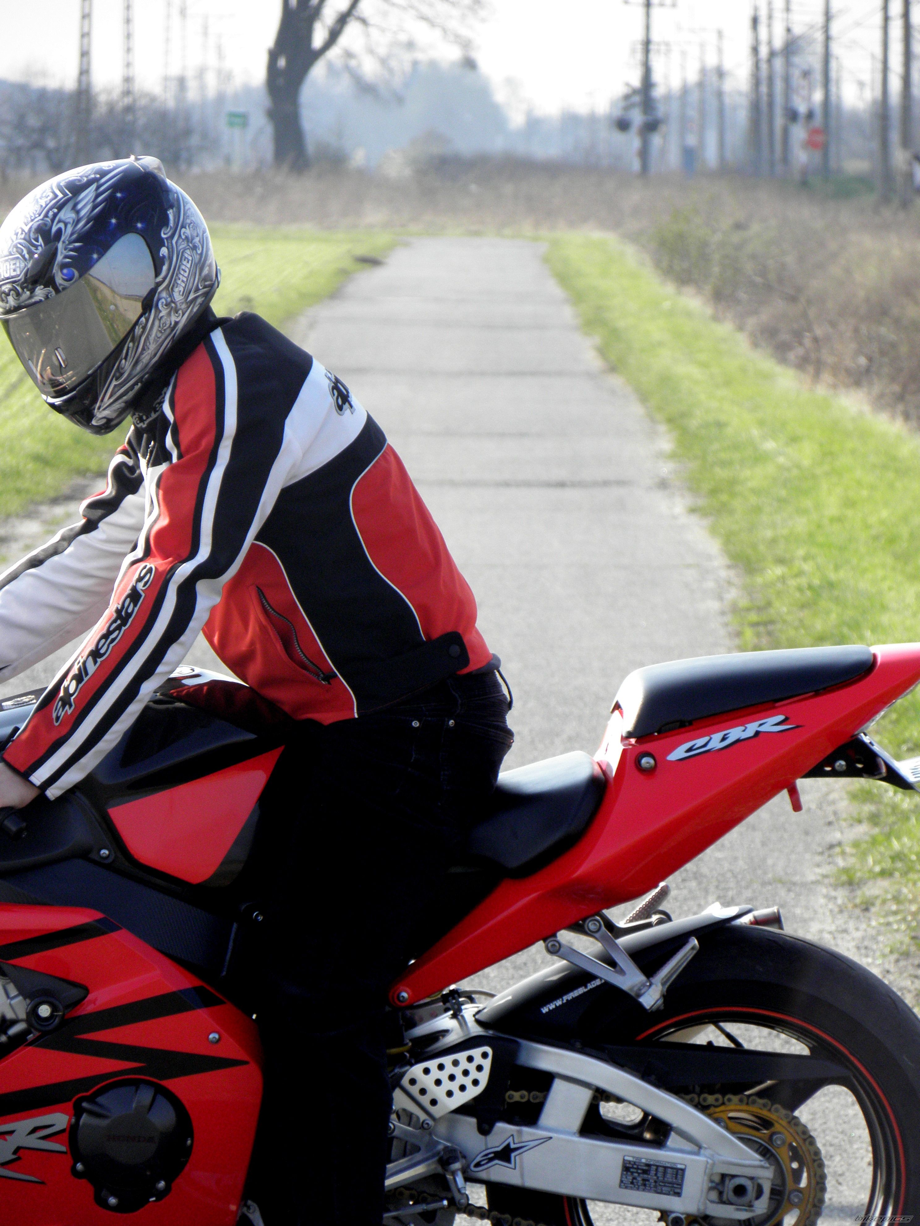 2003 HONDA CBR 954RR FIREBLADE | Picture 2389764 motorcycle photo