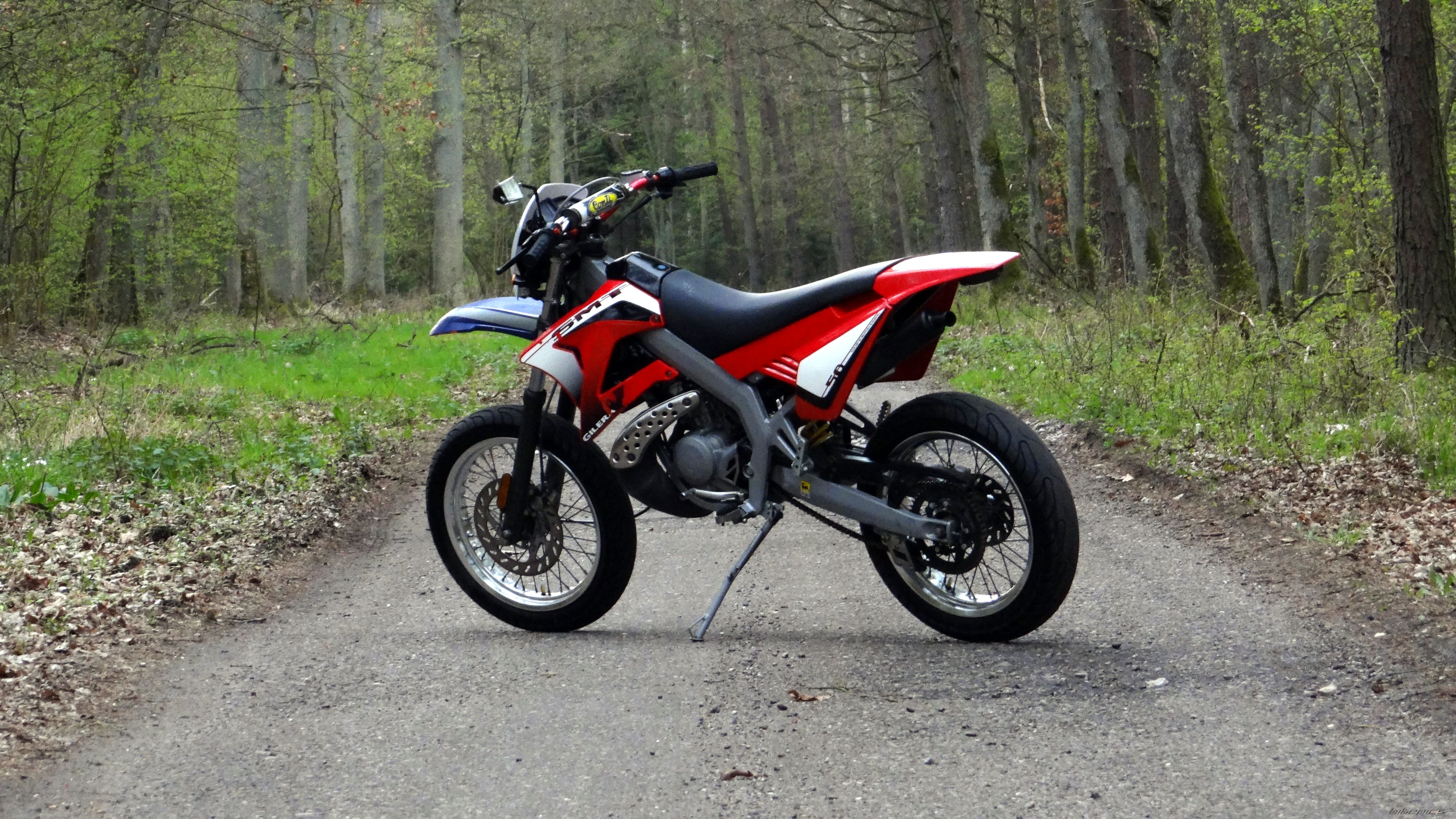 2010 GILERA SMT 50 | Picture 2390035 motorcycle photo