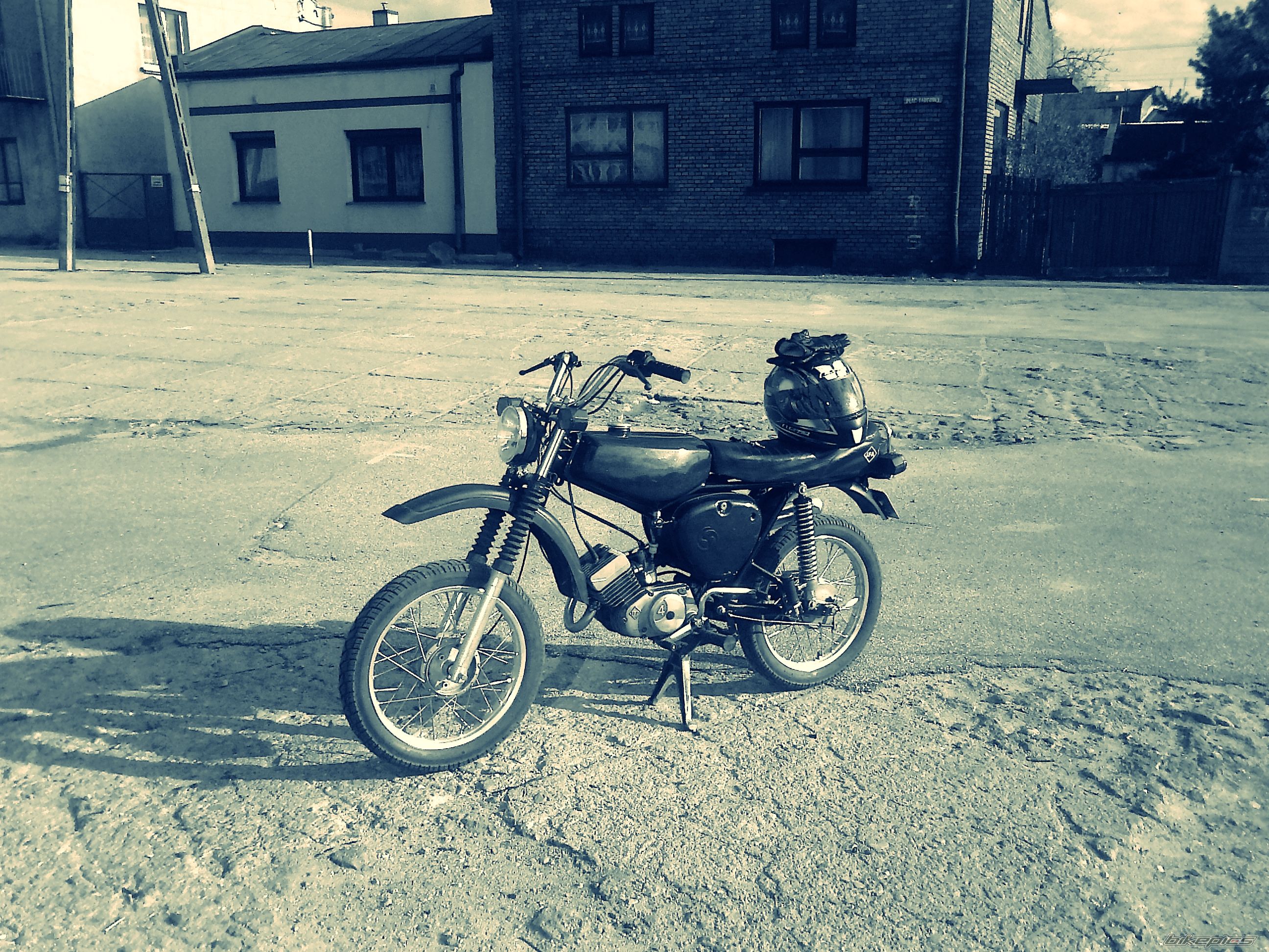 1989 SIMSON S51 ENDURO | Picture 2390254 motorcycle photo