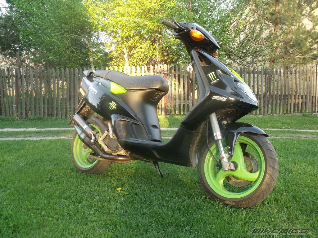 2001 PIAGGIO NRG | Picture 2391891 motorcycle photo