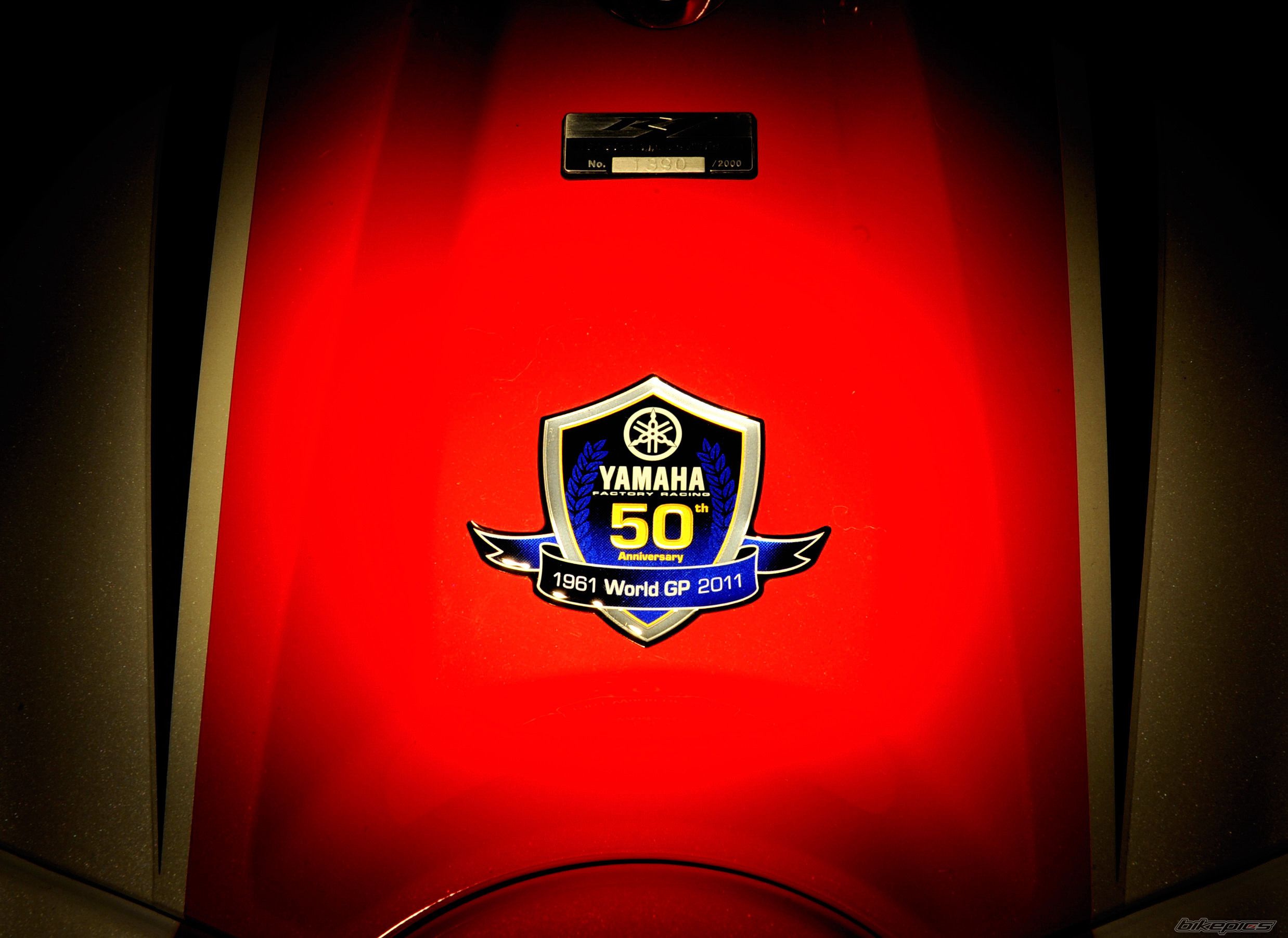 2012 YAMAHA YZF R1 | Picture 2393355 motorcycle photo
