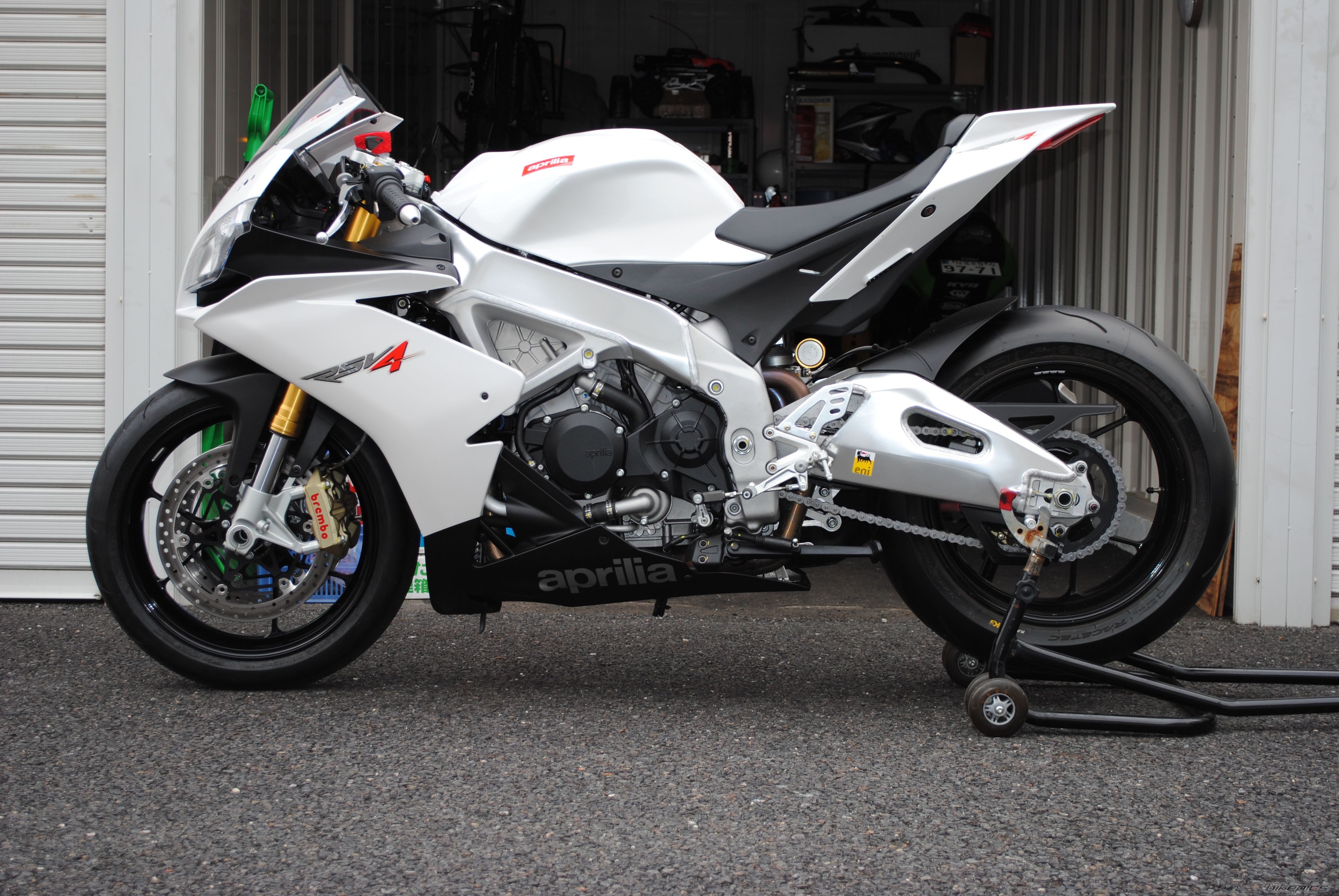 2011 APRILIA RSV4R APRC | Picture 2394458 motorcycle photo