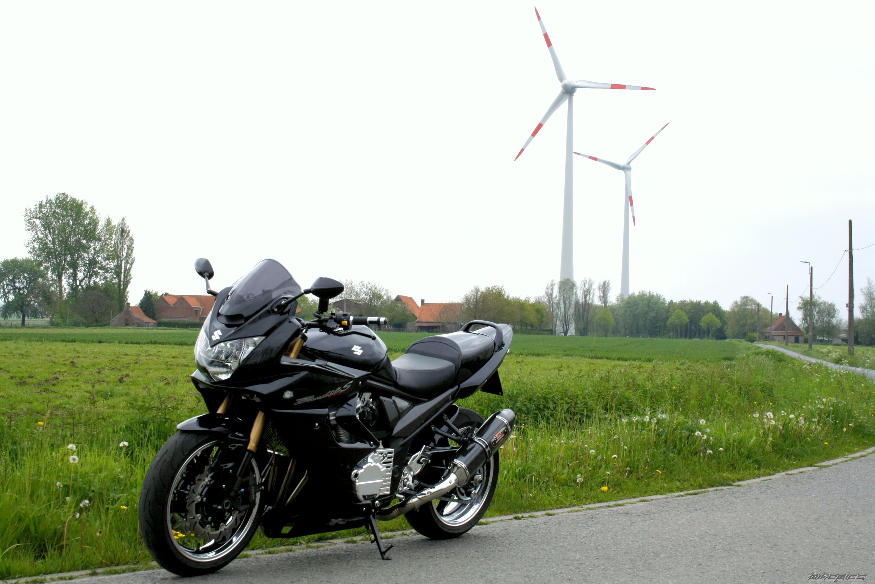 2009 SUZUKI BANDIT 1250S | Picture 2396443 motorcycle photo