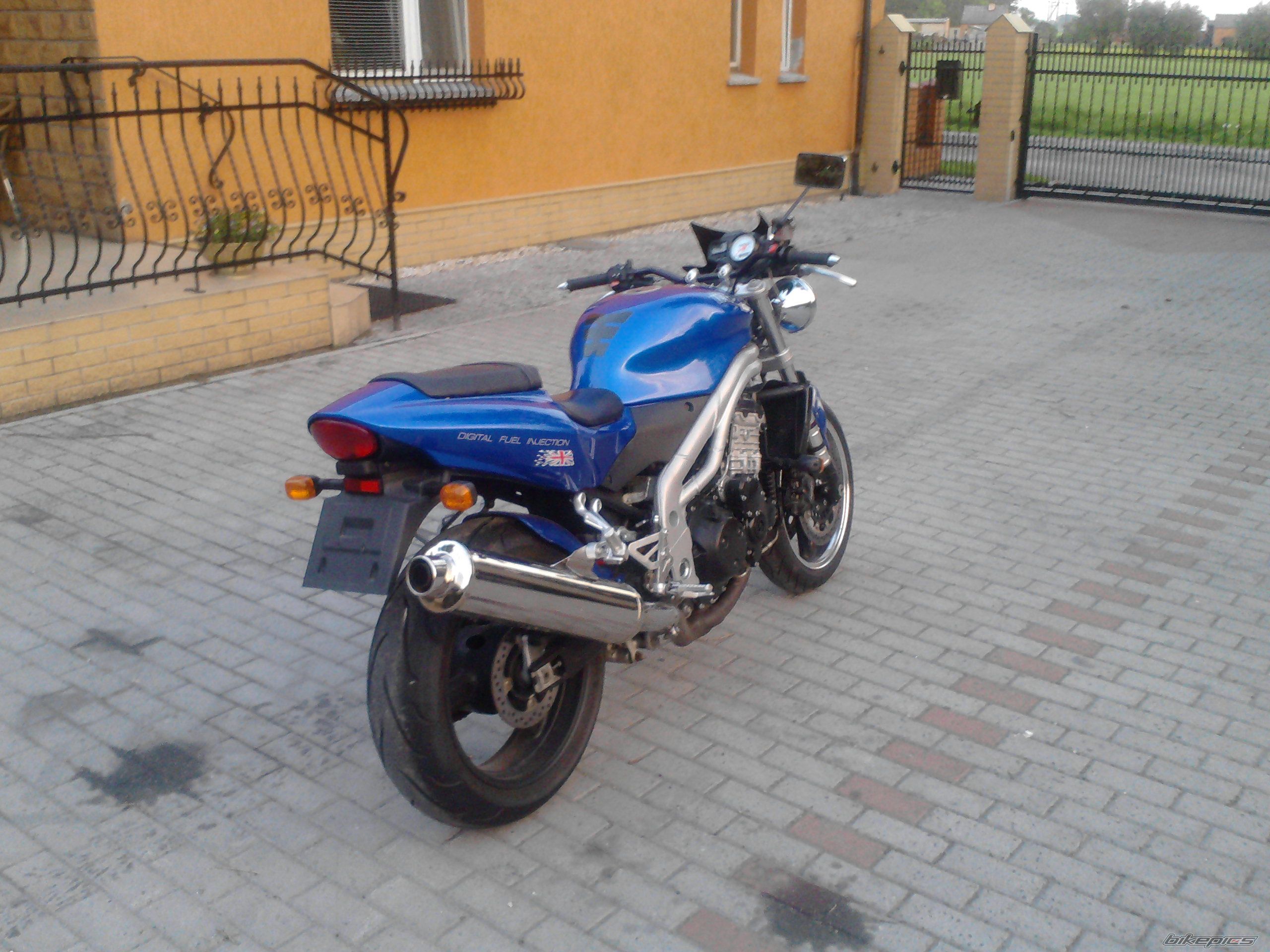2002 TRIUMPH SPEED TRIPLE | Picture 2397267 motorcycle photo