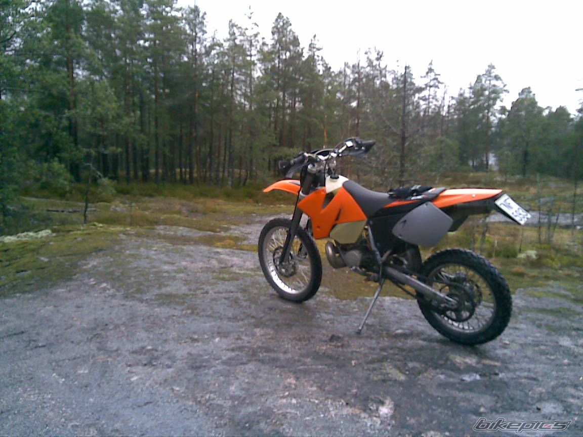 2004 KTM 200 EXC | Picture 2397518 motorcycle photo