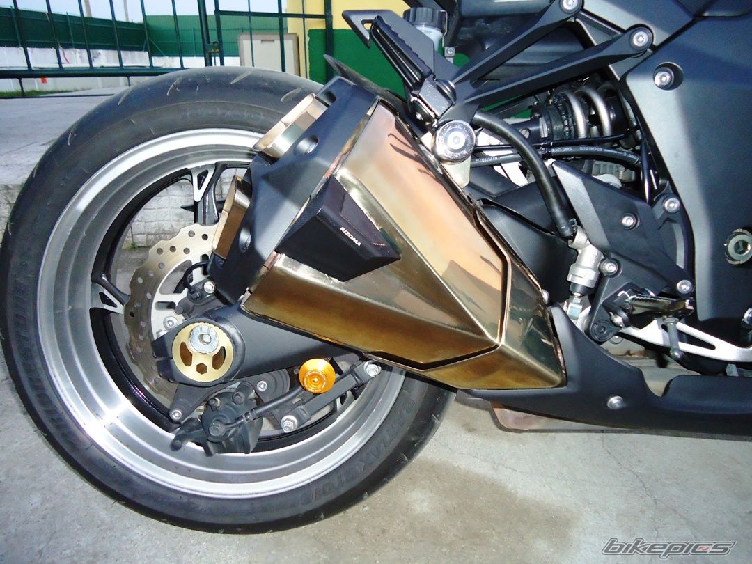 2010 KAWASAKI Z1000 | Picture 2399031 motorcycle photo
