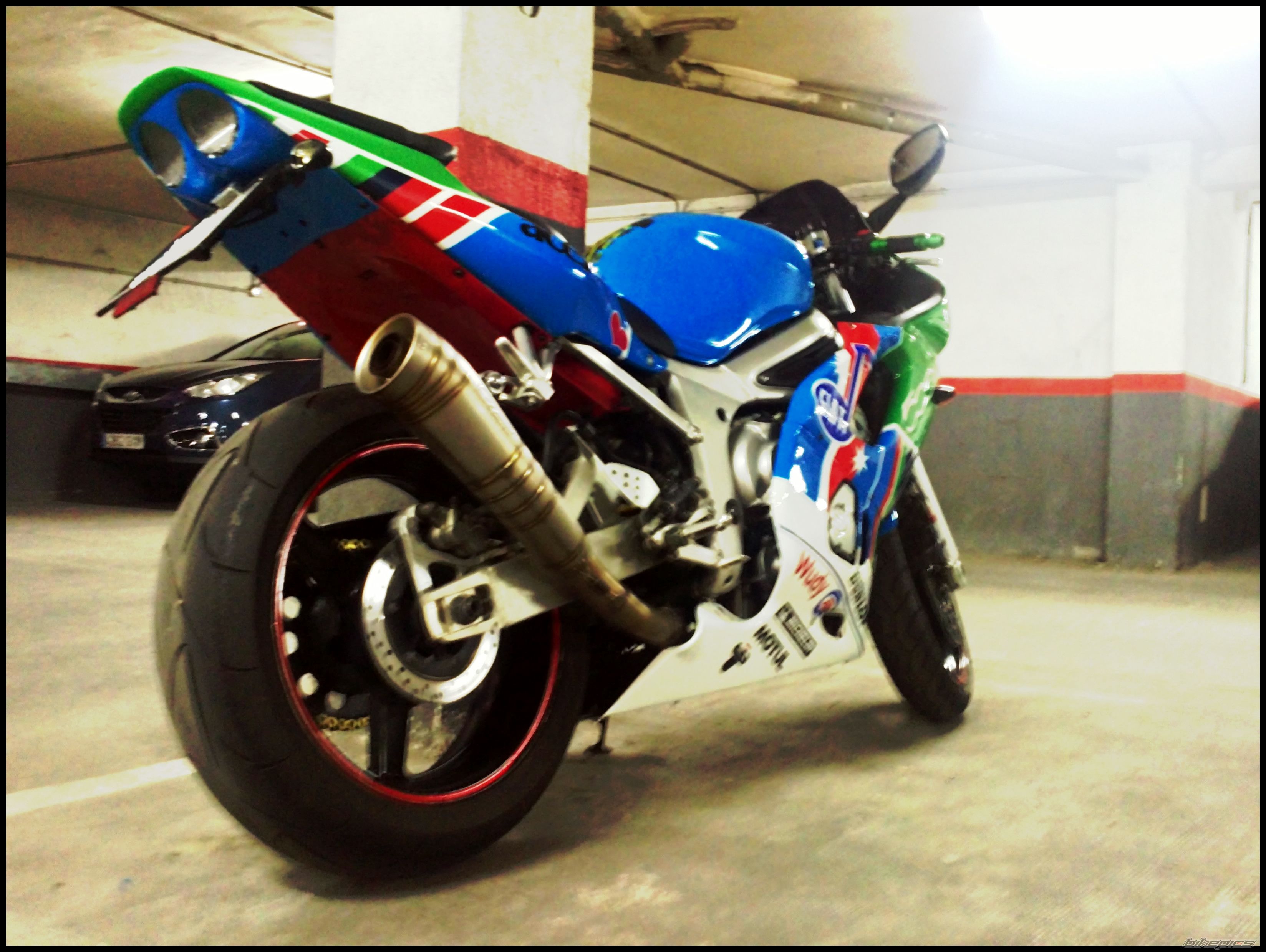 2001 YAMAHA YZF R6 | Picture 2399706 motorcycle photo