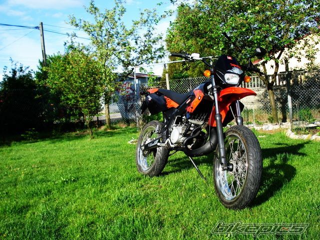 2011 DERBI SENDA XRACE SM 50 | Picture 2399874 motorcycle photo