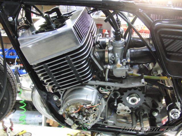 1976 YAMAHA RD 400 | Picture 2400126 motorcycle photo