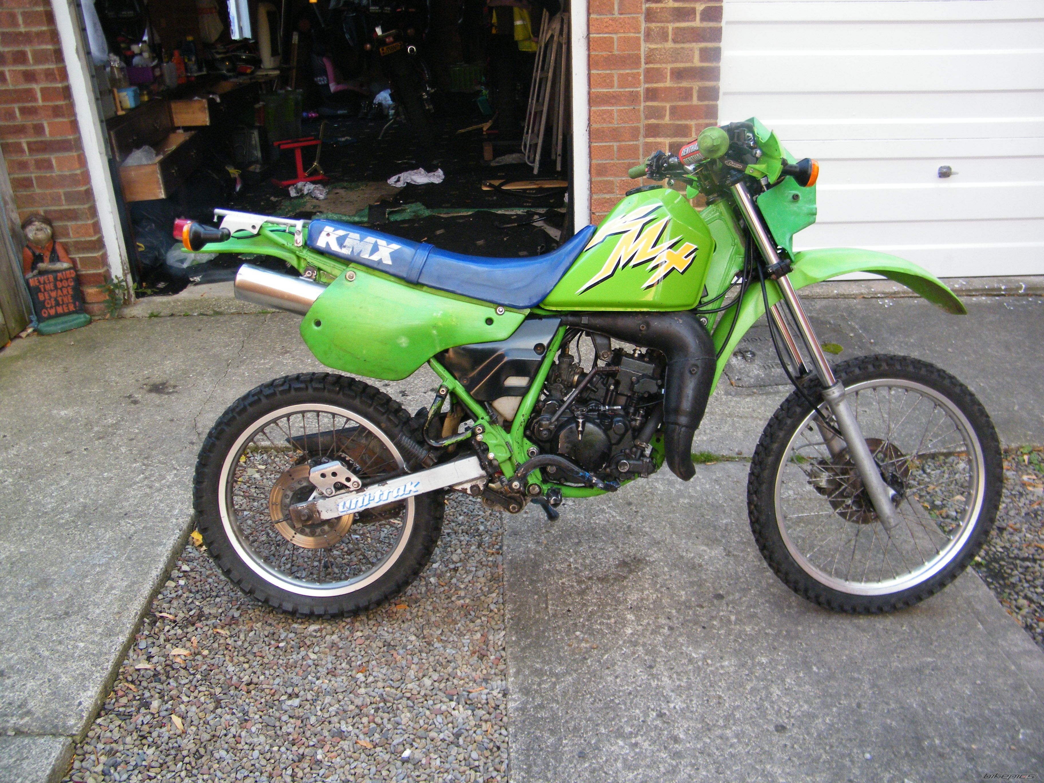 1990 KAWASAKI KMX 125 | Picture 2400181 motorcycle photo