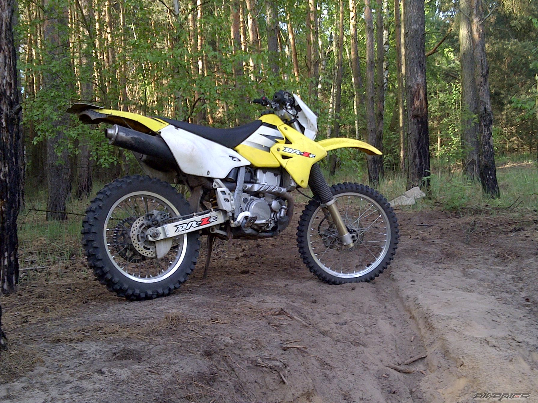 2003 SUZUKI DRZ 400 | Picture 2400269 motorcycle photo
