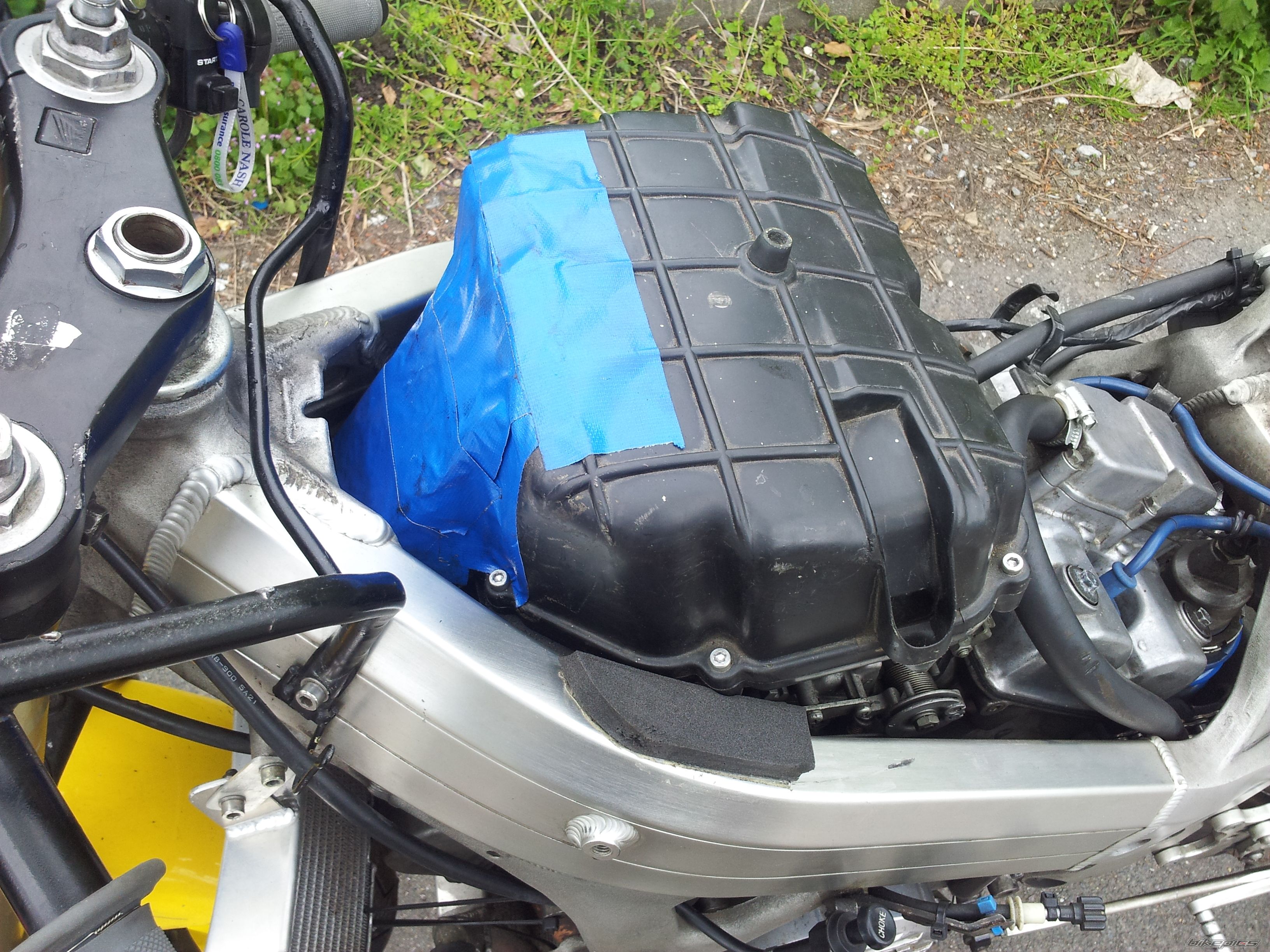 1995 HONDA RVF 400 | Picture 2400347 motorcycle photo