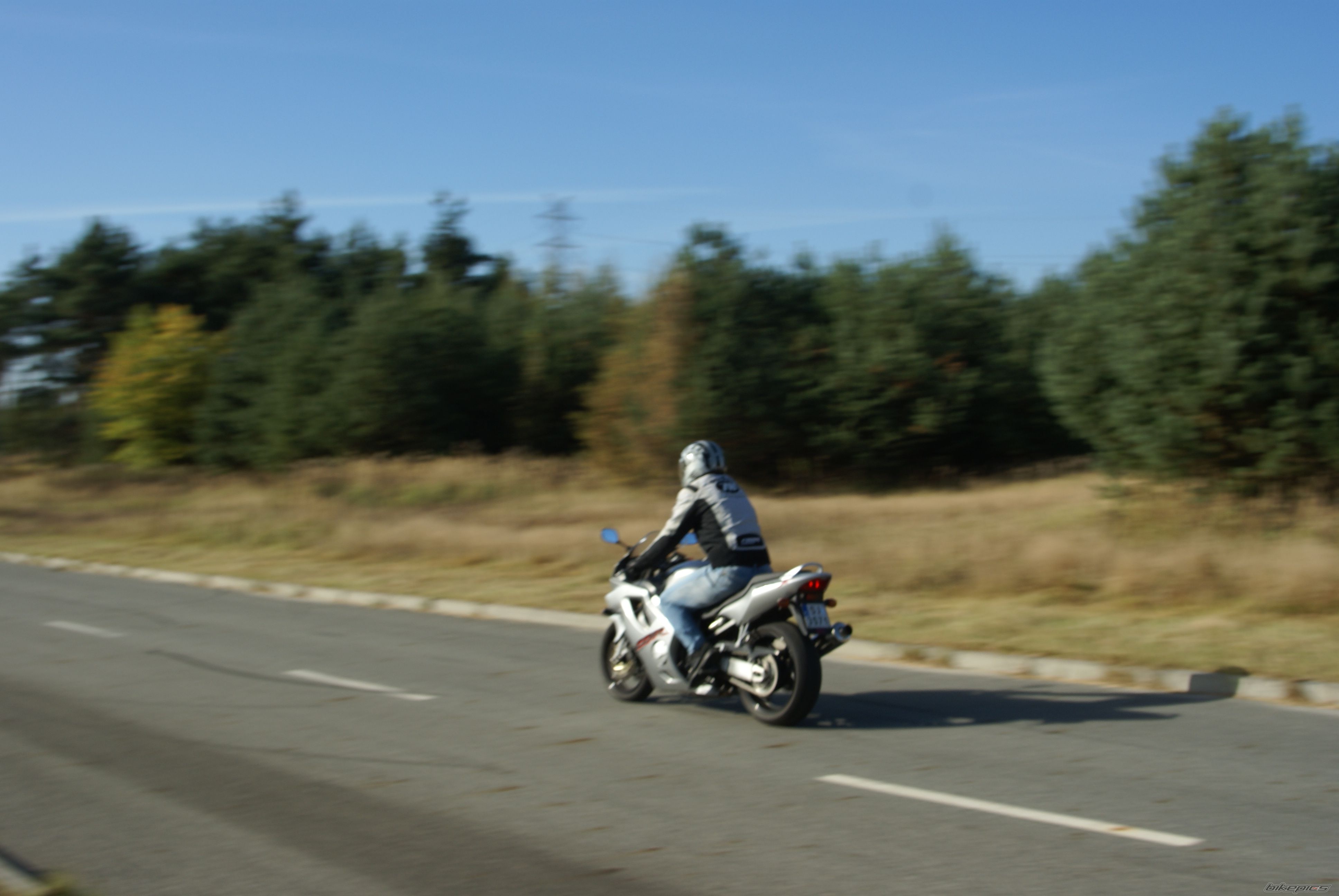 2002 HONDA CBR 600 F4I | Picture 2400592 motorcycle photo