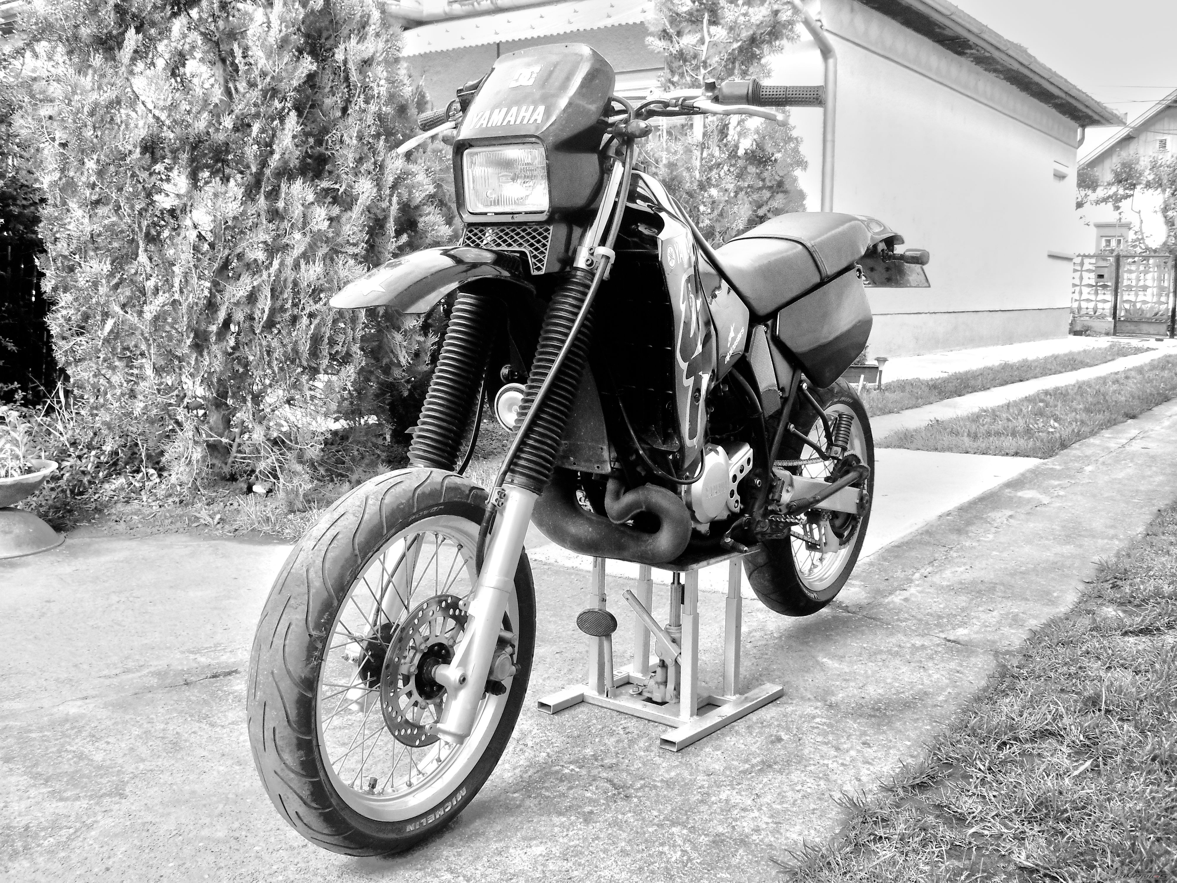 2012 YAMAHA DT 125RE | Picture 2402441 motorcycle photo