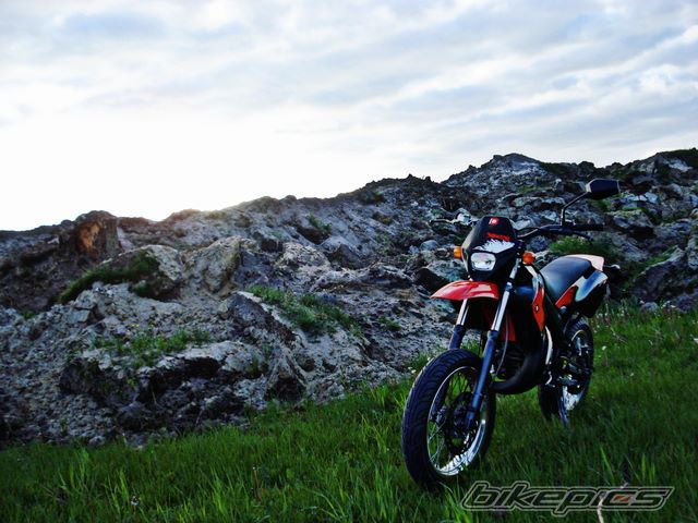 2011 DERBI SENDA XRACE SM 50 | Picture 2402443 motorcycle photo