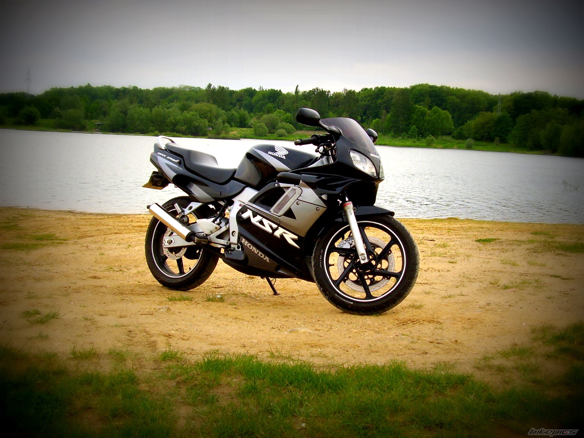 2002 HONDA NSR 125 | Picture 2402923 motorcycle photo
