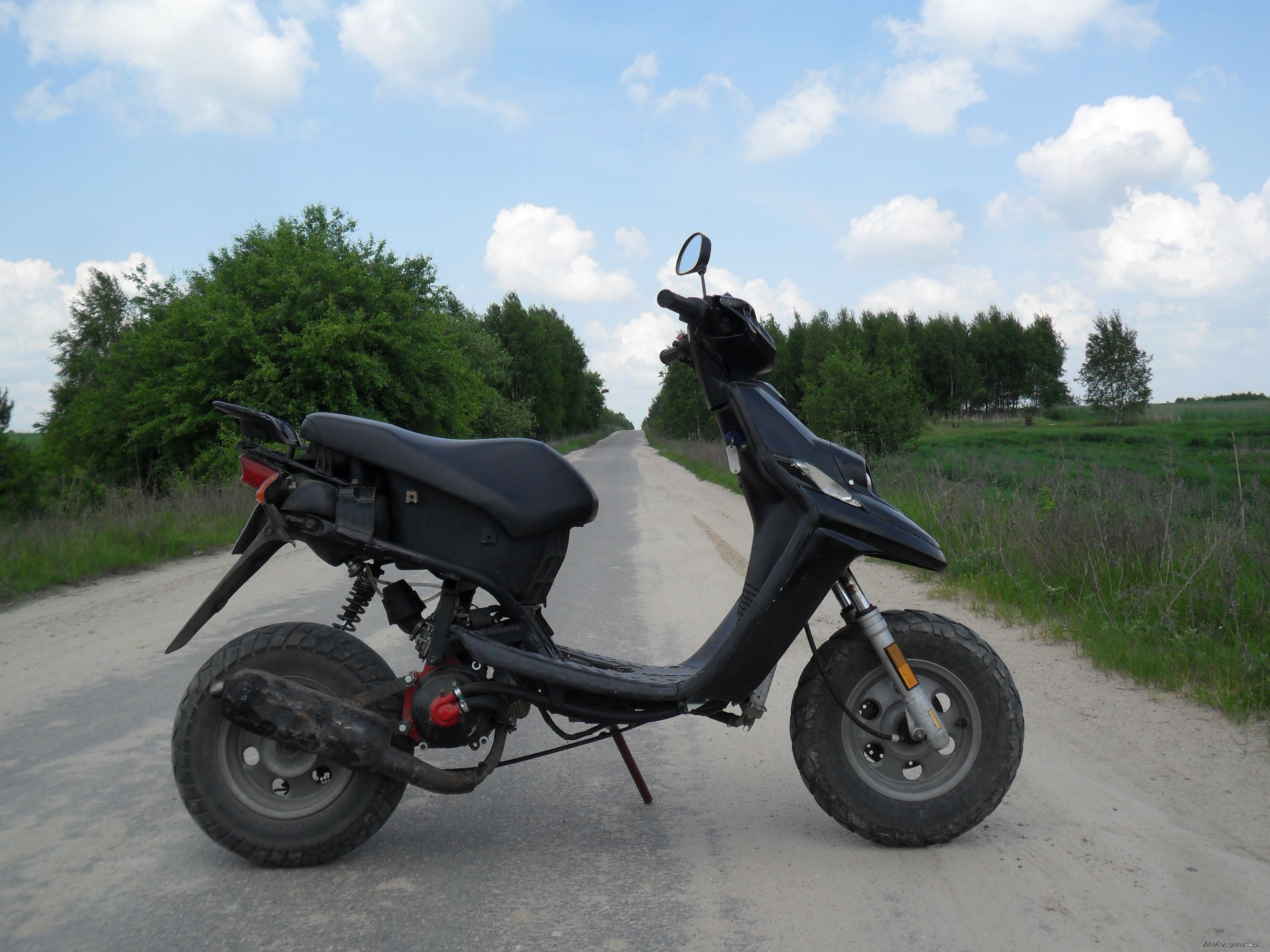 2001 YAMAHA BW 50 | Picture 2403807 motorcycle photo