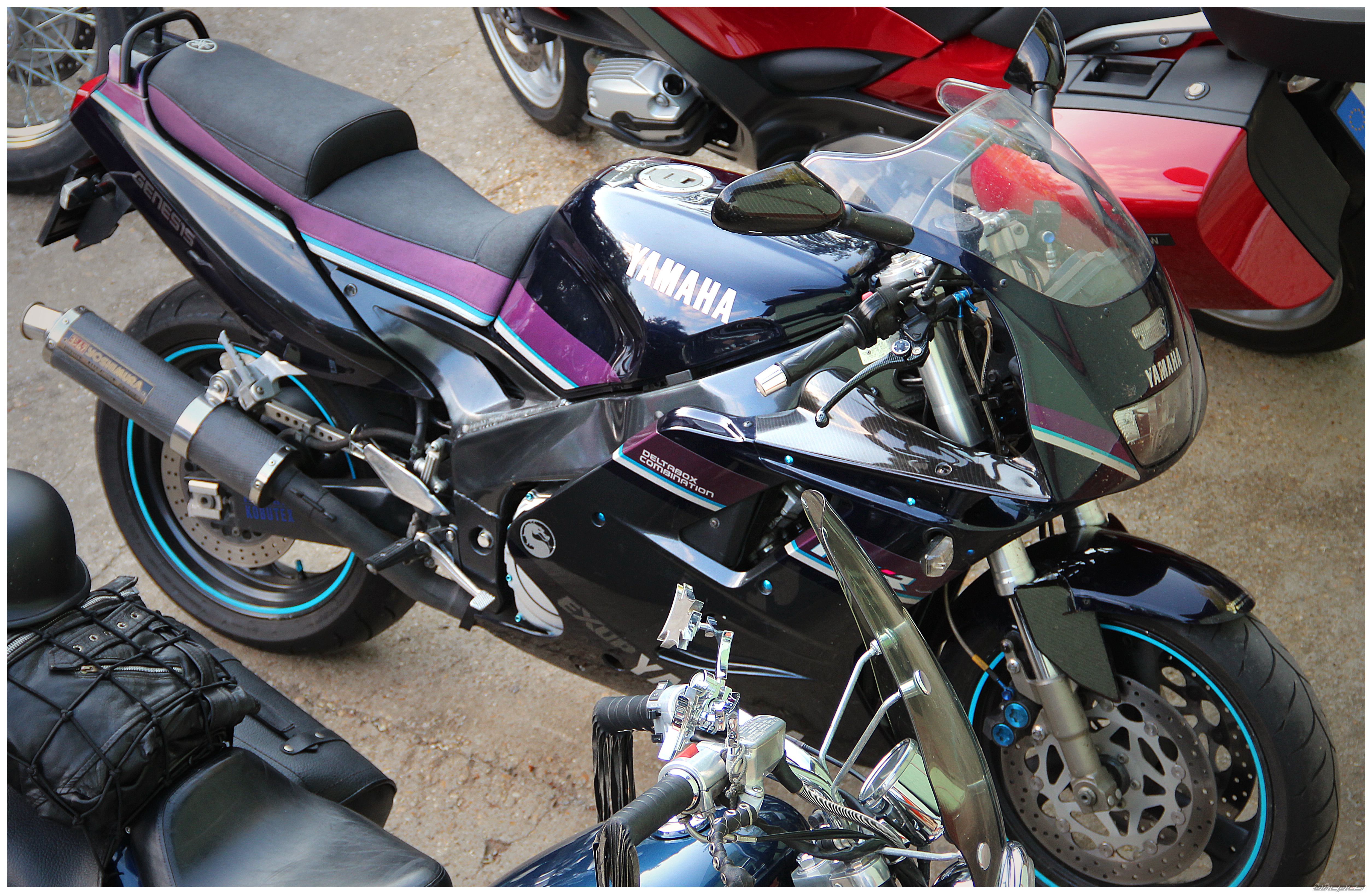 1992 YAMAHA FZR 1000 EXUP | Picture 2403876 motorcycle photo