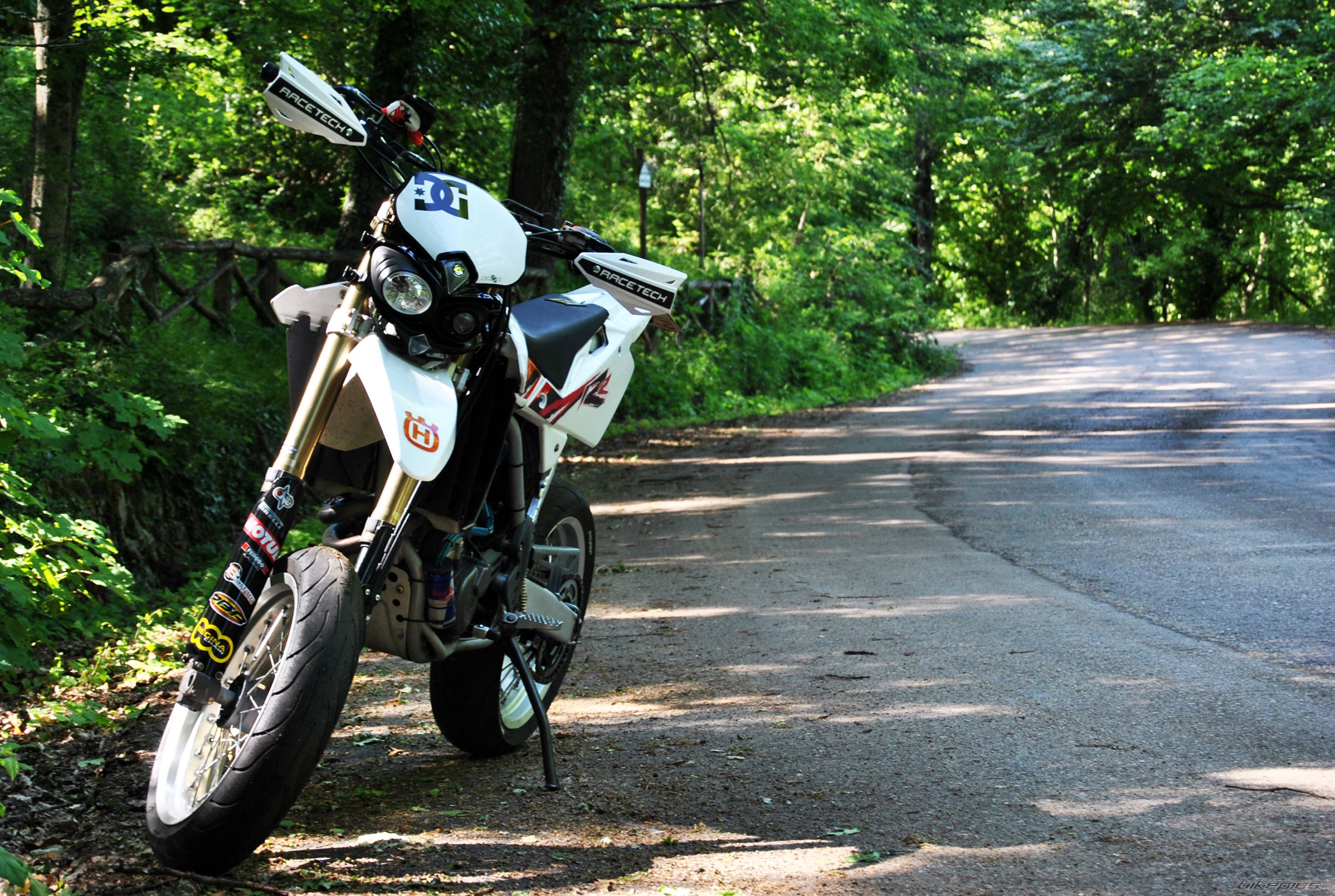 2007 HUSQVARNA SM 510 R | Picture 2403877 motorcycle photo