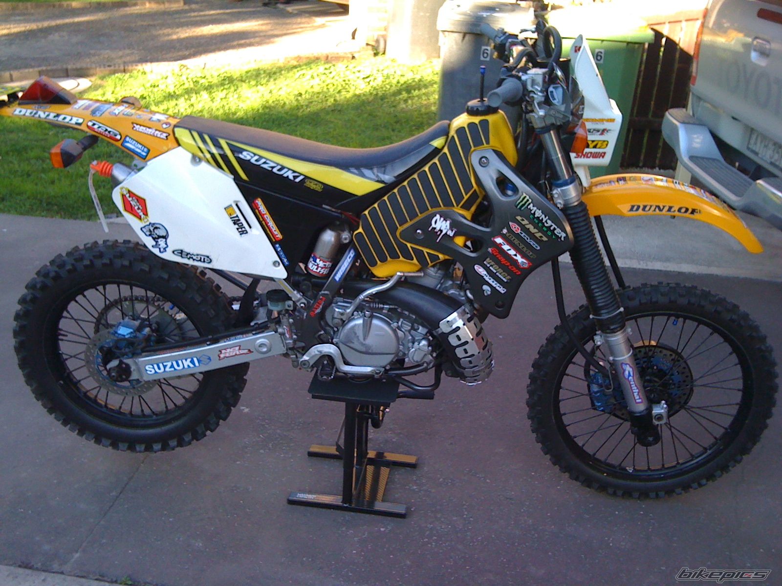 1998 SUZUKI RMX 250 | Picture 2404127 motorcycle photo