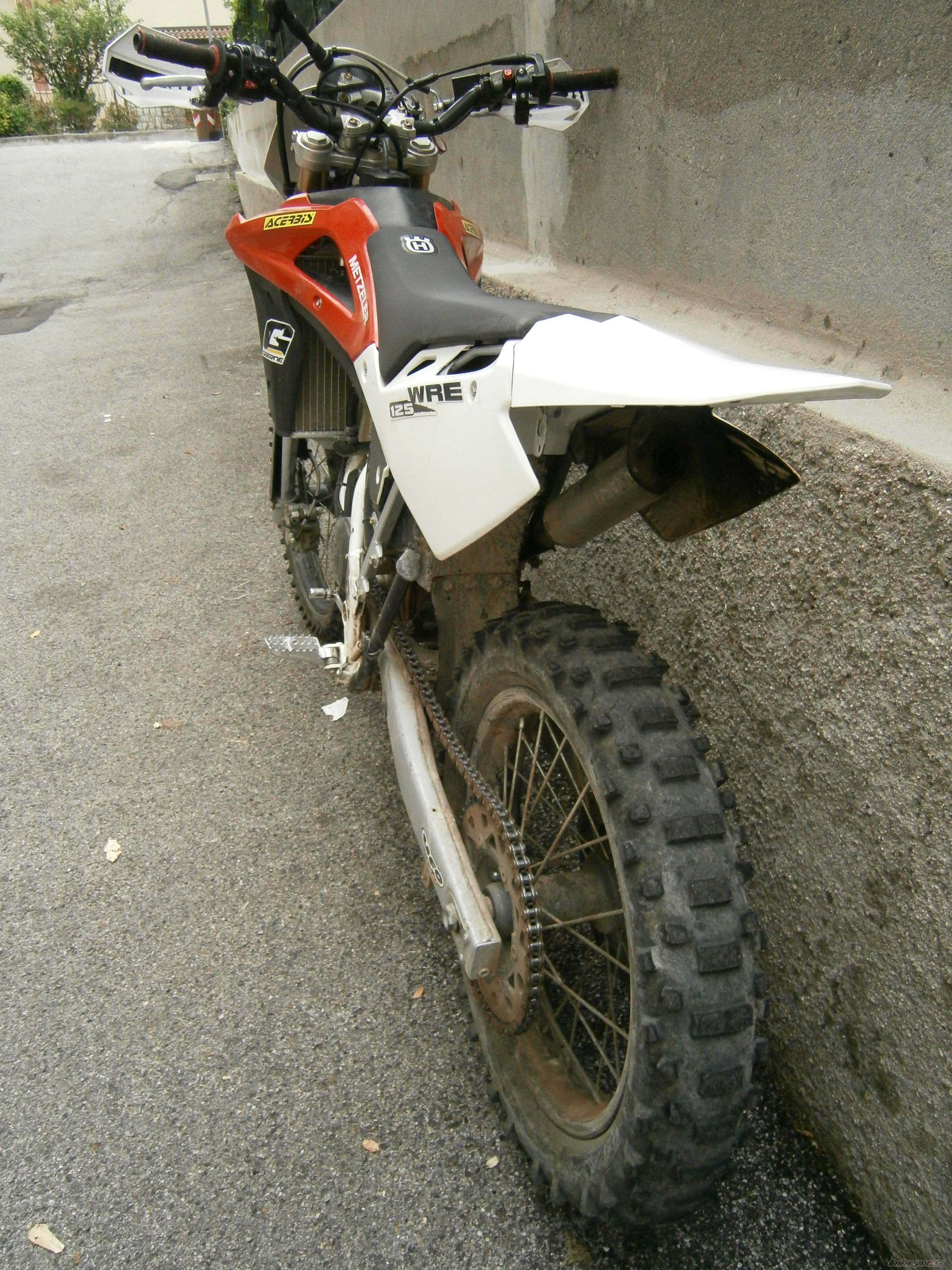2009 HUSQVARNA WRE 125 | Picture 2405089 motorcycle photo