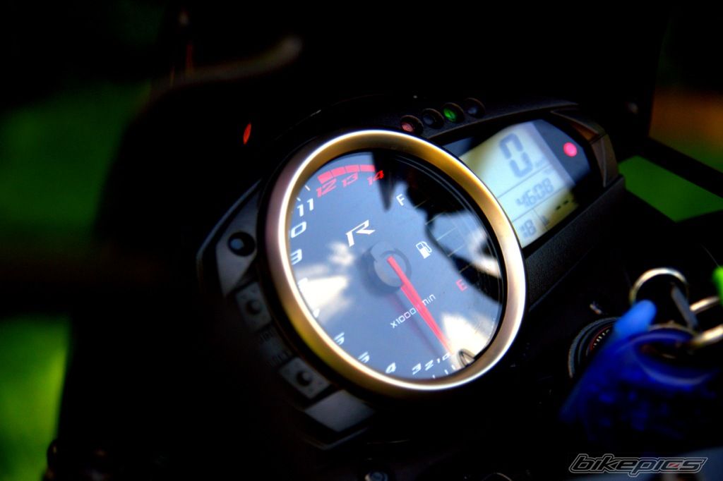 2011 KAWASAKI Z 750 R | Picture 2406810 motorcycle photo