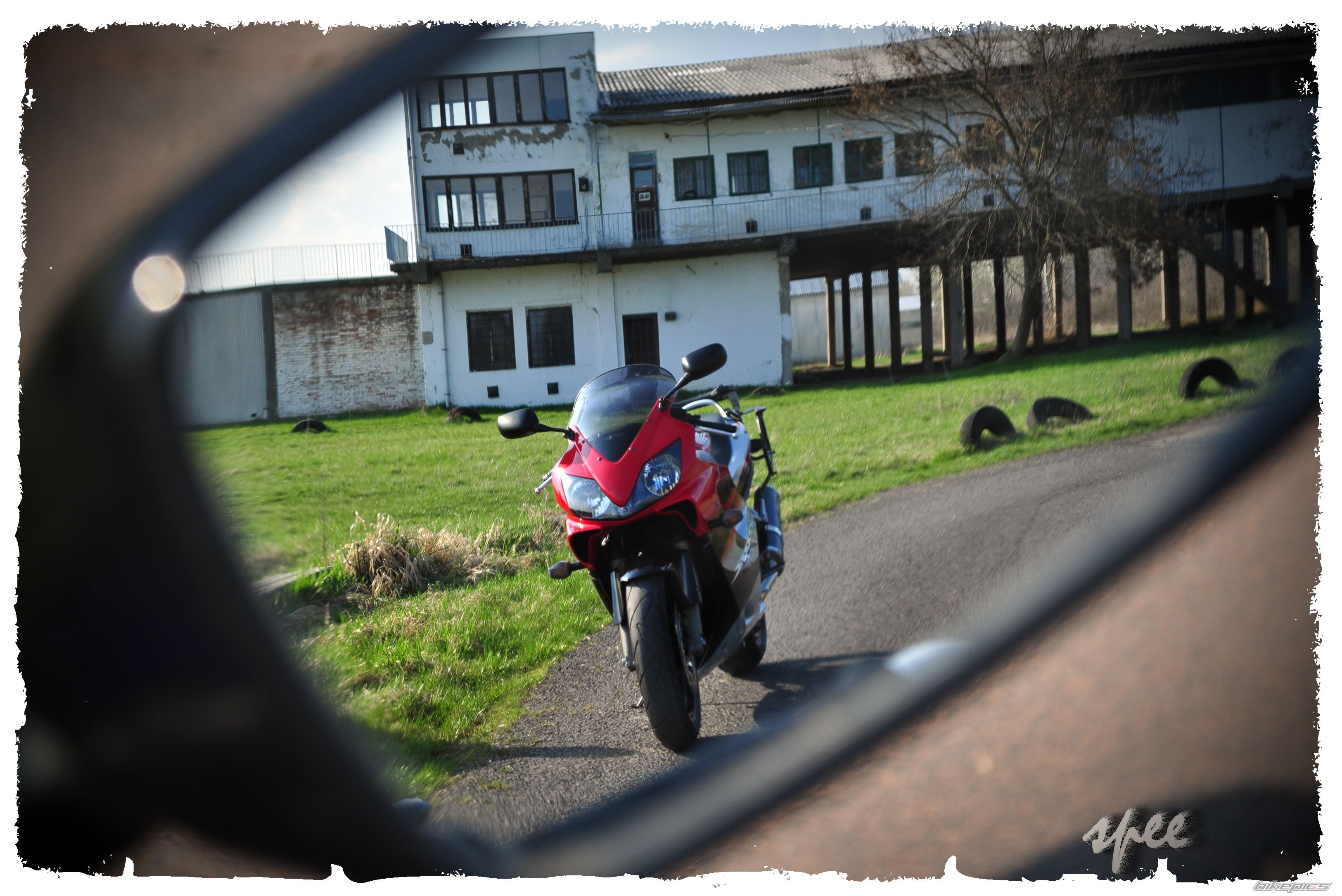 2004 HONDA CBR 600 F4 | Picture 2406925 motorcycle photo