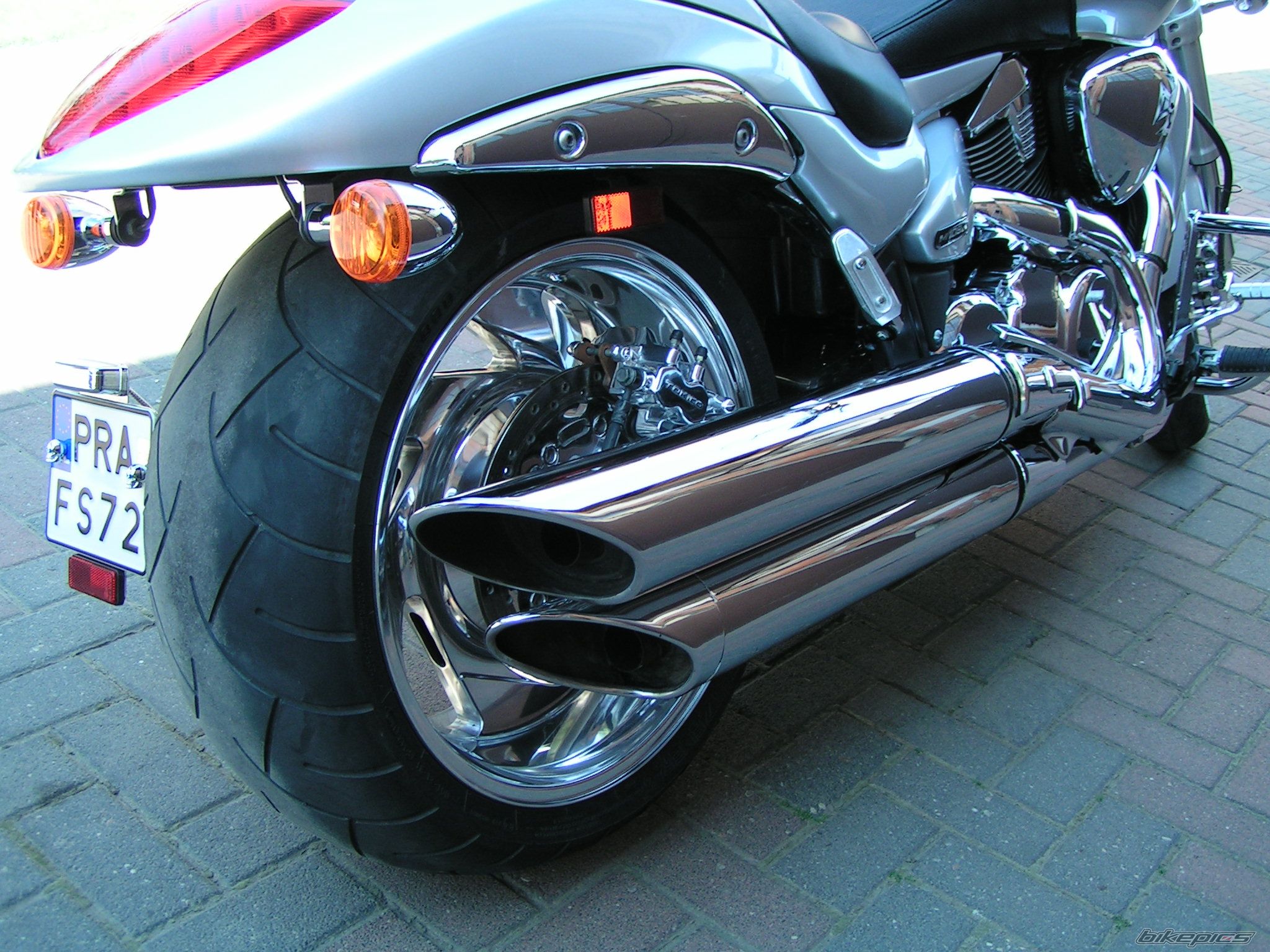 2007 SUZUKI M109R | Picture 2407159 motorcycle photo