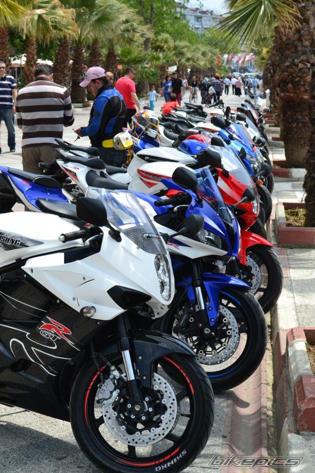 2012 HYOSUNG GT 250 R COMET | Picture 2407499 motorcycle photo