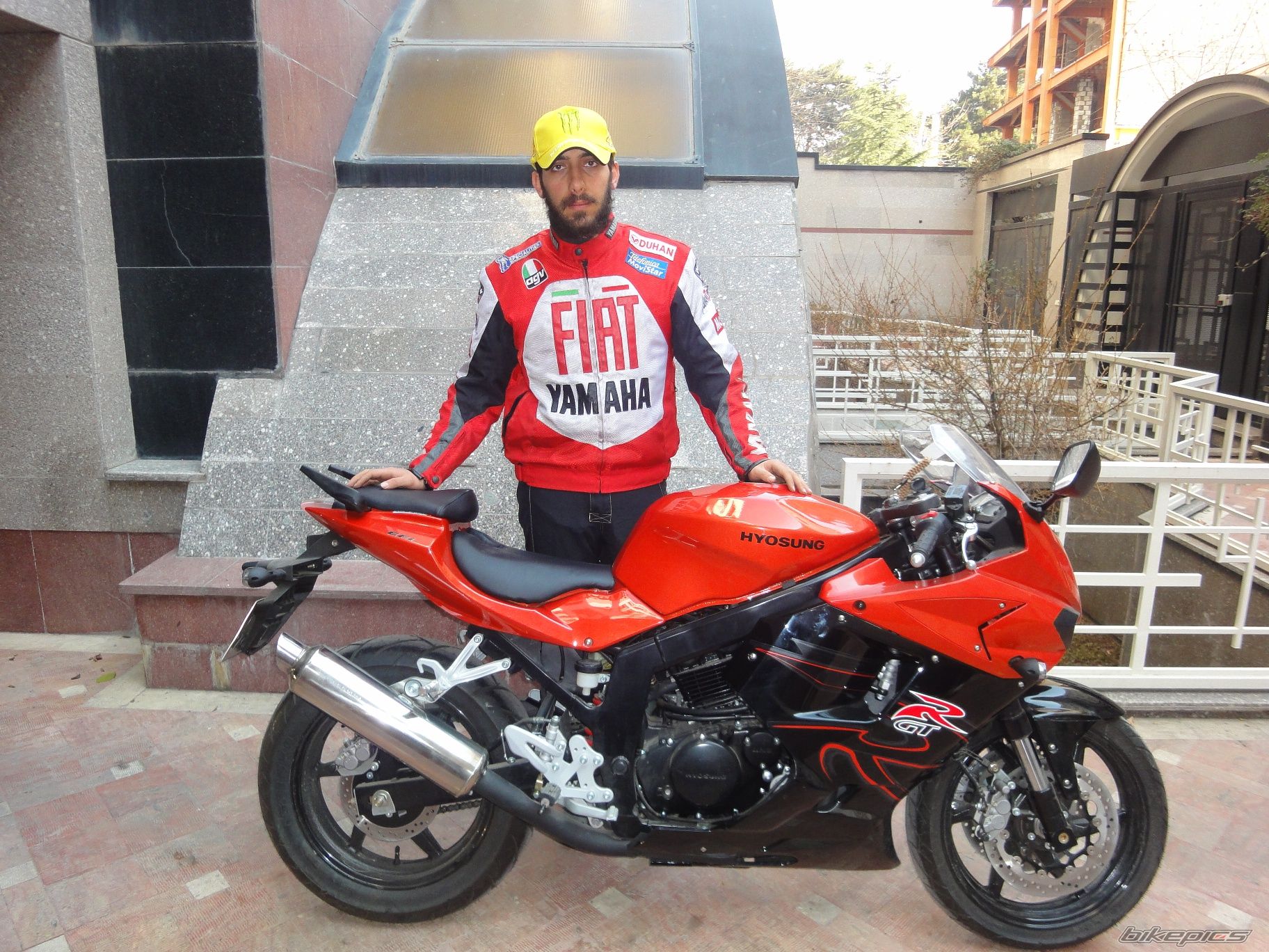2012 HYOSUNG GT 250 R COMET | Picture 2407697 motorcycle photo