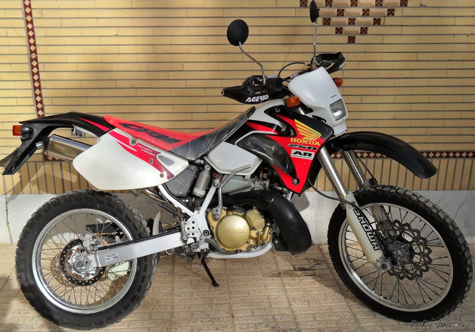 2000 HONDA CRM 250 | Picture 2409124 motorcycle photo