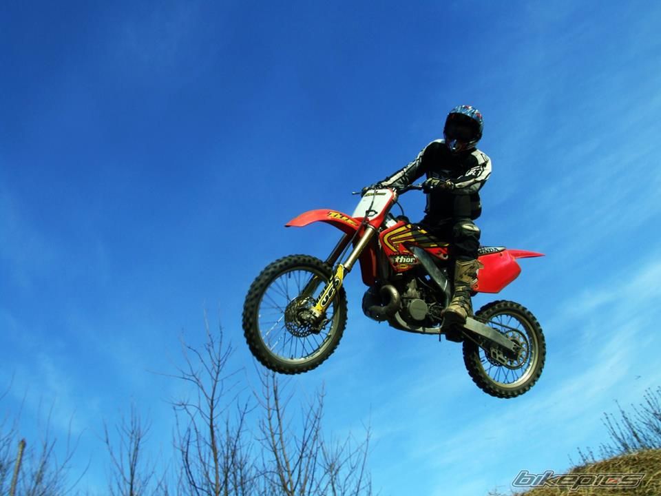 2001 HONDA CR250R | Picture 2410921 motorcycle photo