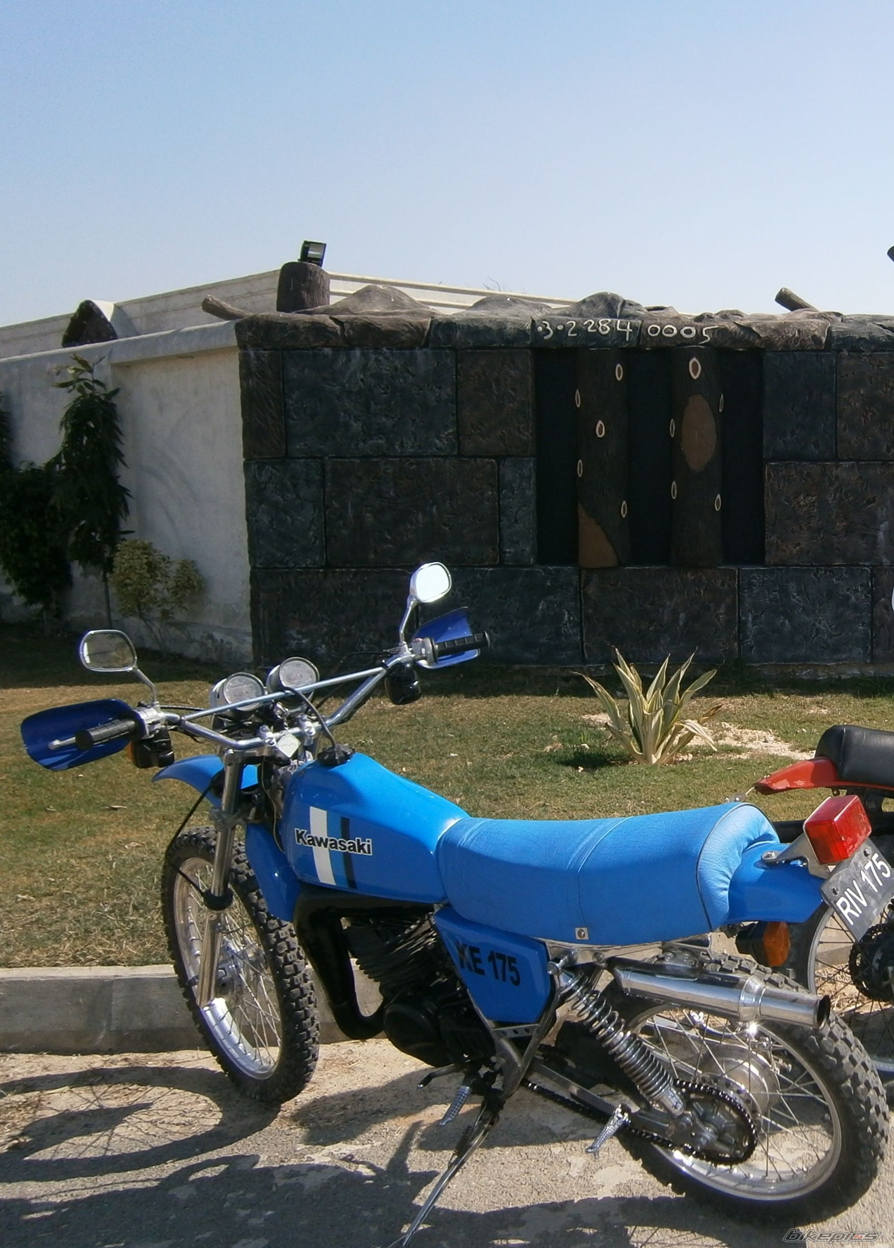 1981 KAWASAKI KE 175 | Picture 2411923 motorcycle photo