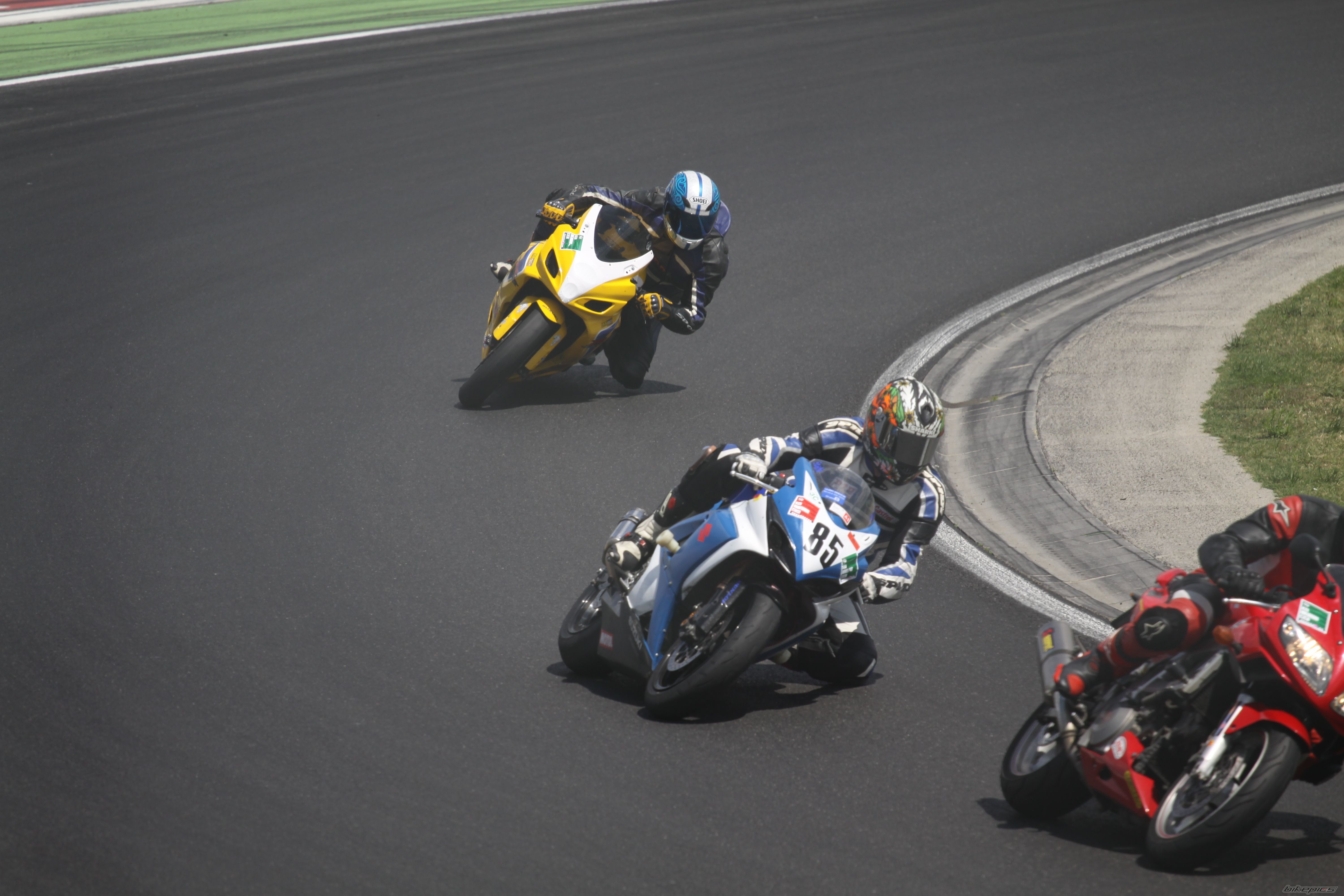 2006 SUZUKI GSX R 750 | Picture 2413369 motorcycle photo