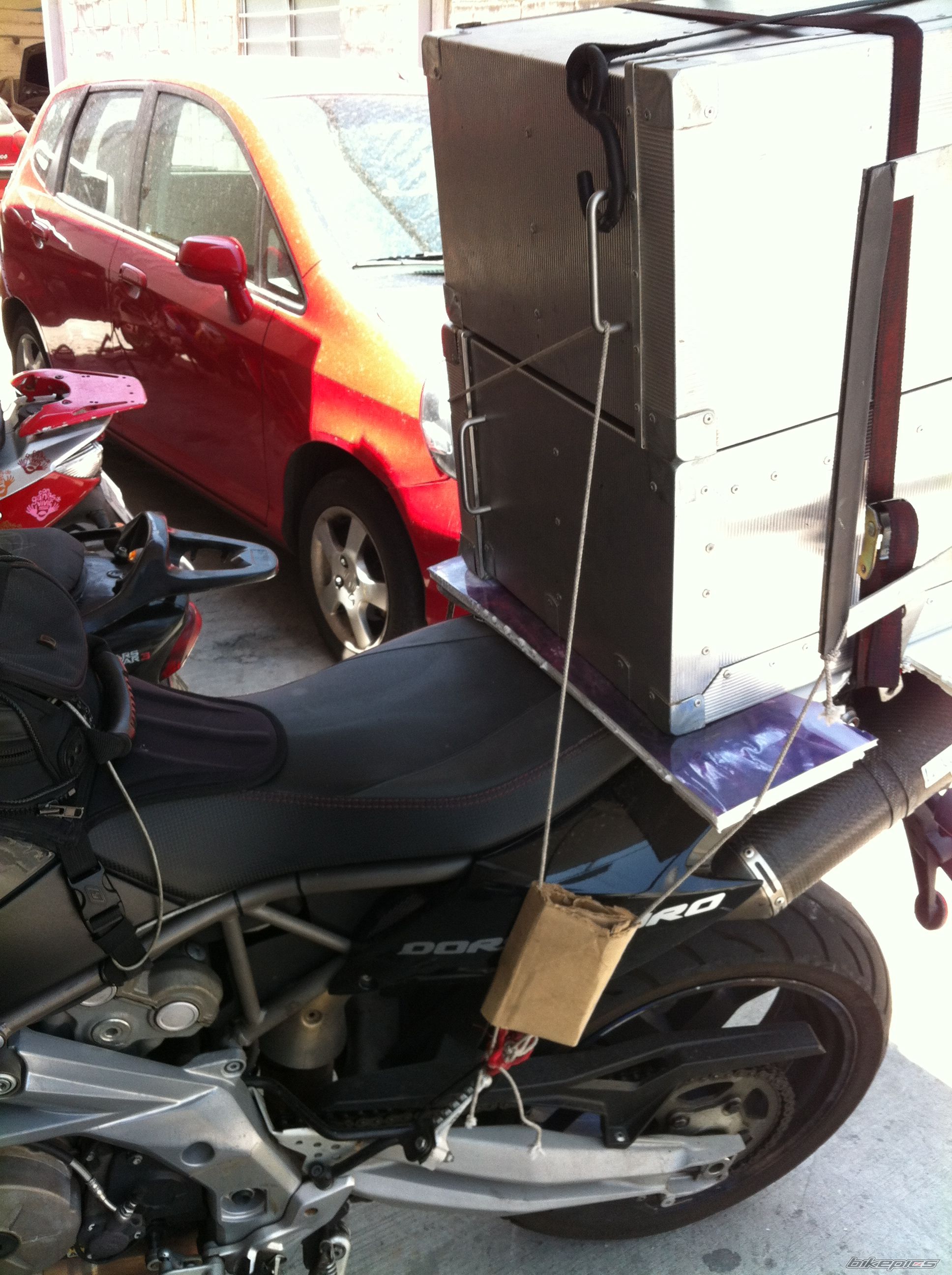 2012 BAJAJ PULSAR 220F | Picture 2415275 motorcycle photo