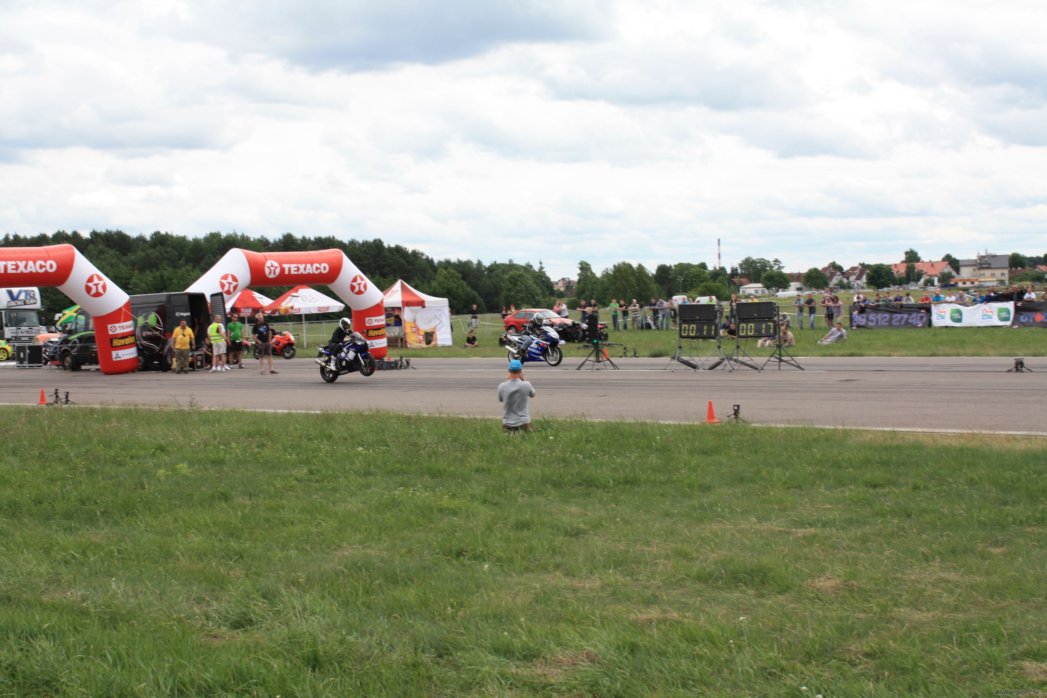   | Picture 2417883 motorcycle photo