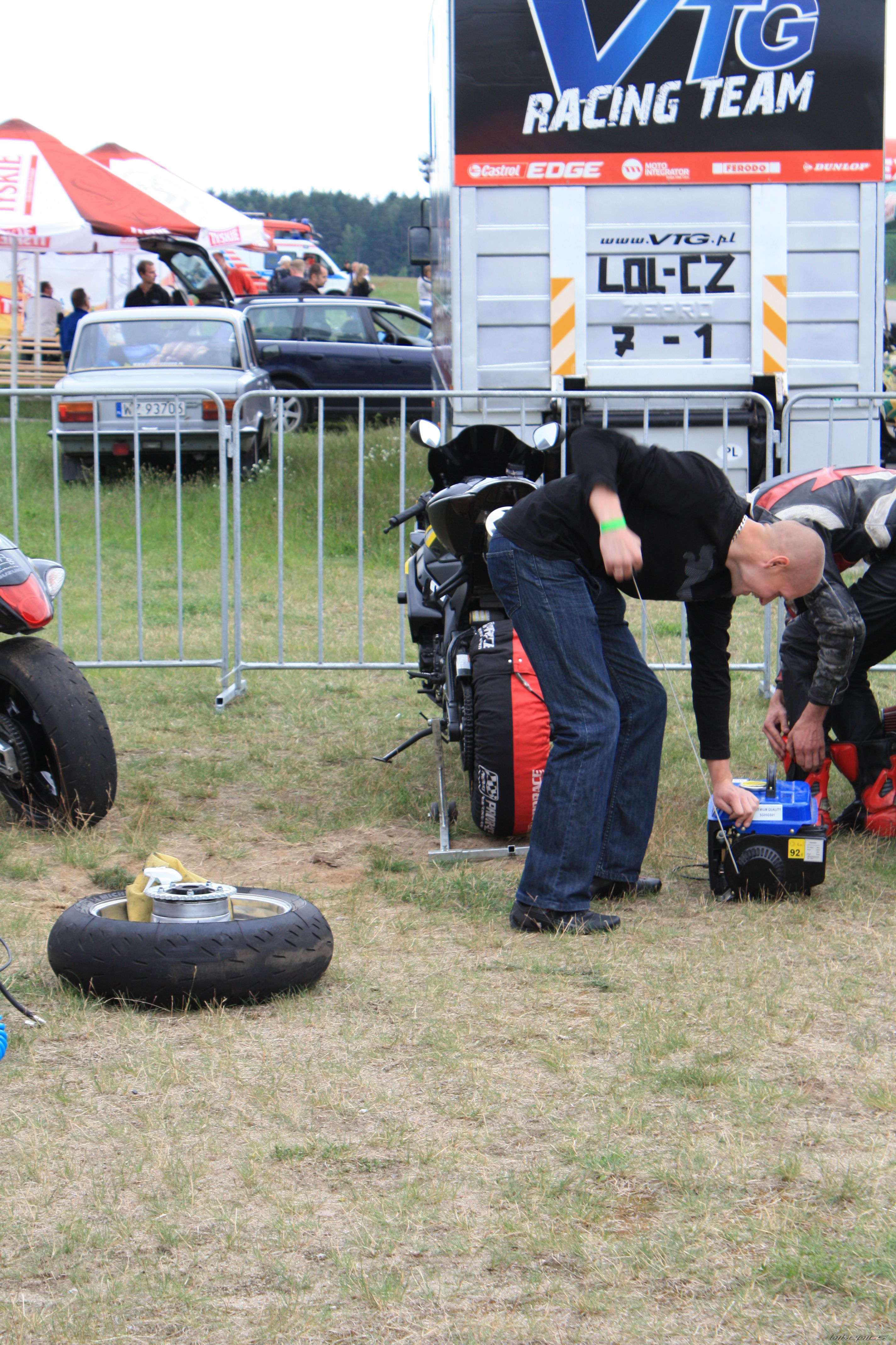    | Picture 2417910 motorcycle photo