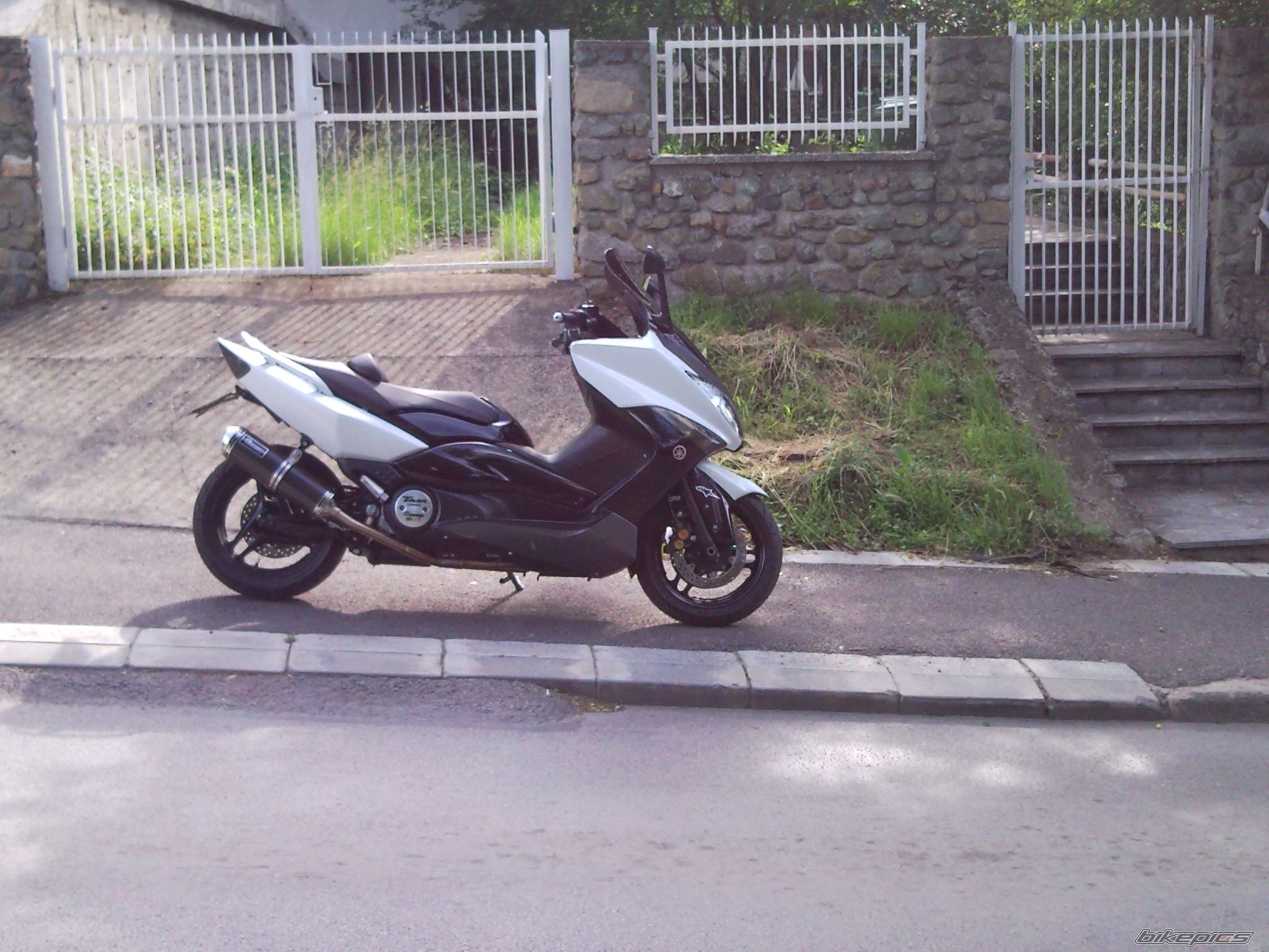 2008 YAMAHA TMAX 500 | Picture 2418480 motorcycle photo