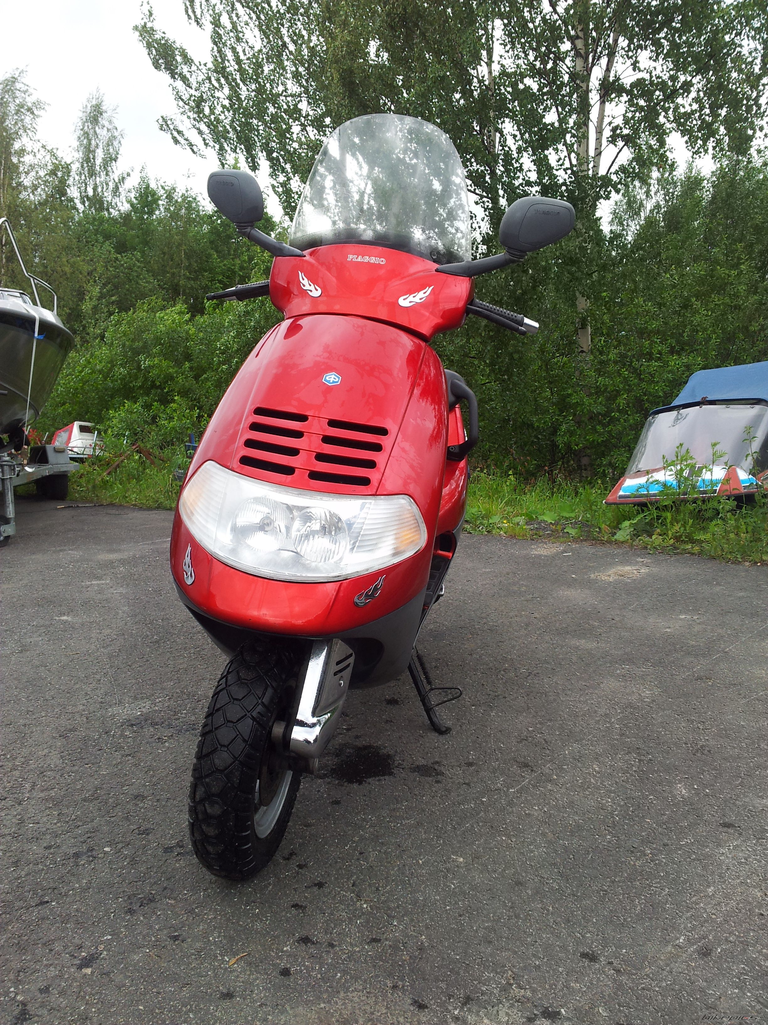 1996 PIAGGIO HEXAGON | Picture 2418658 motorcycle photo