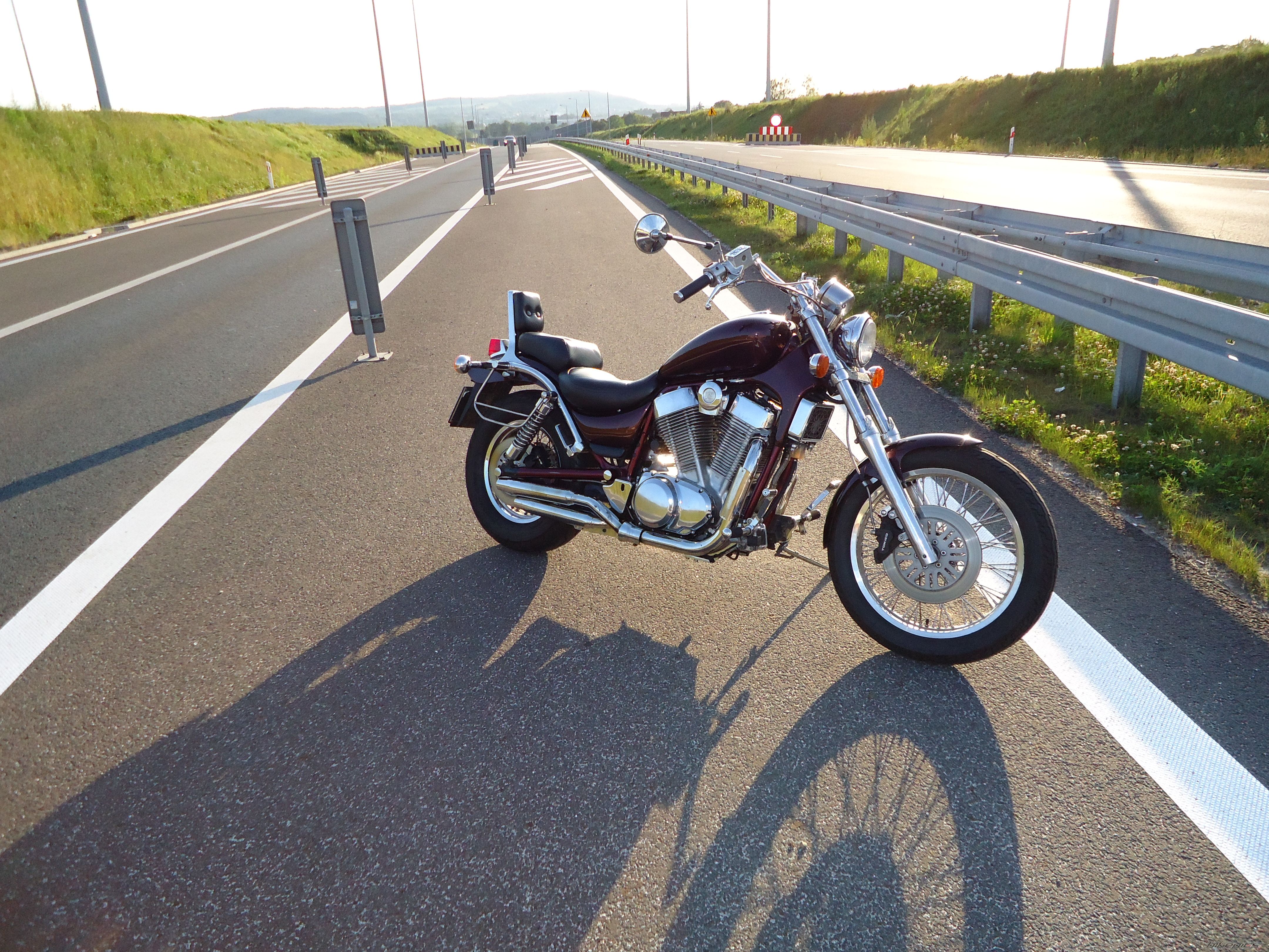 1991 SUZUKI INTRUDER 1400 | Picture 2419300 motorcycle photo