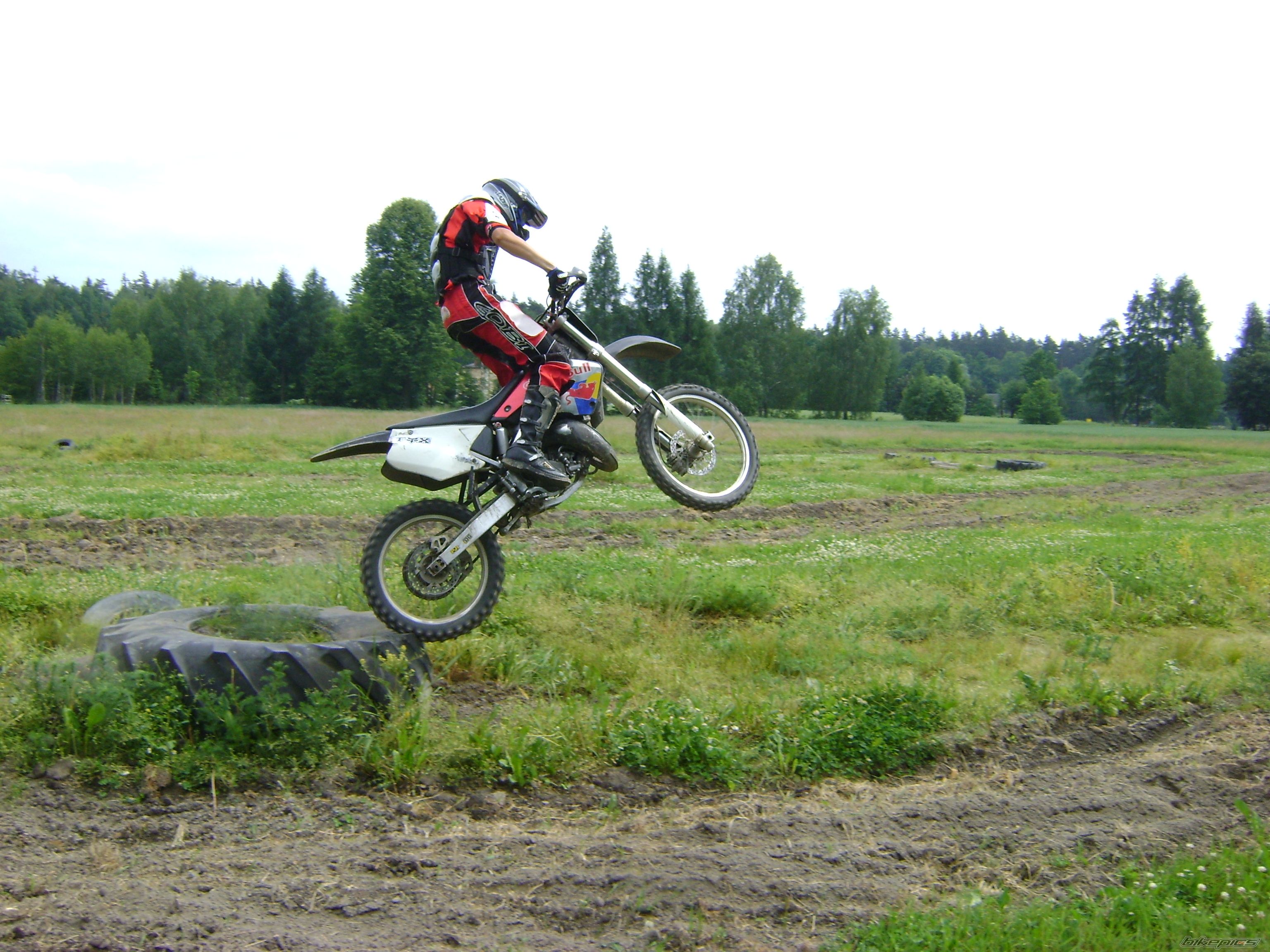 2001 HONDA CR 125 | Picture 2419372 motorcycle photo