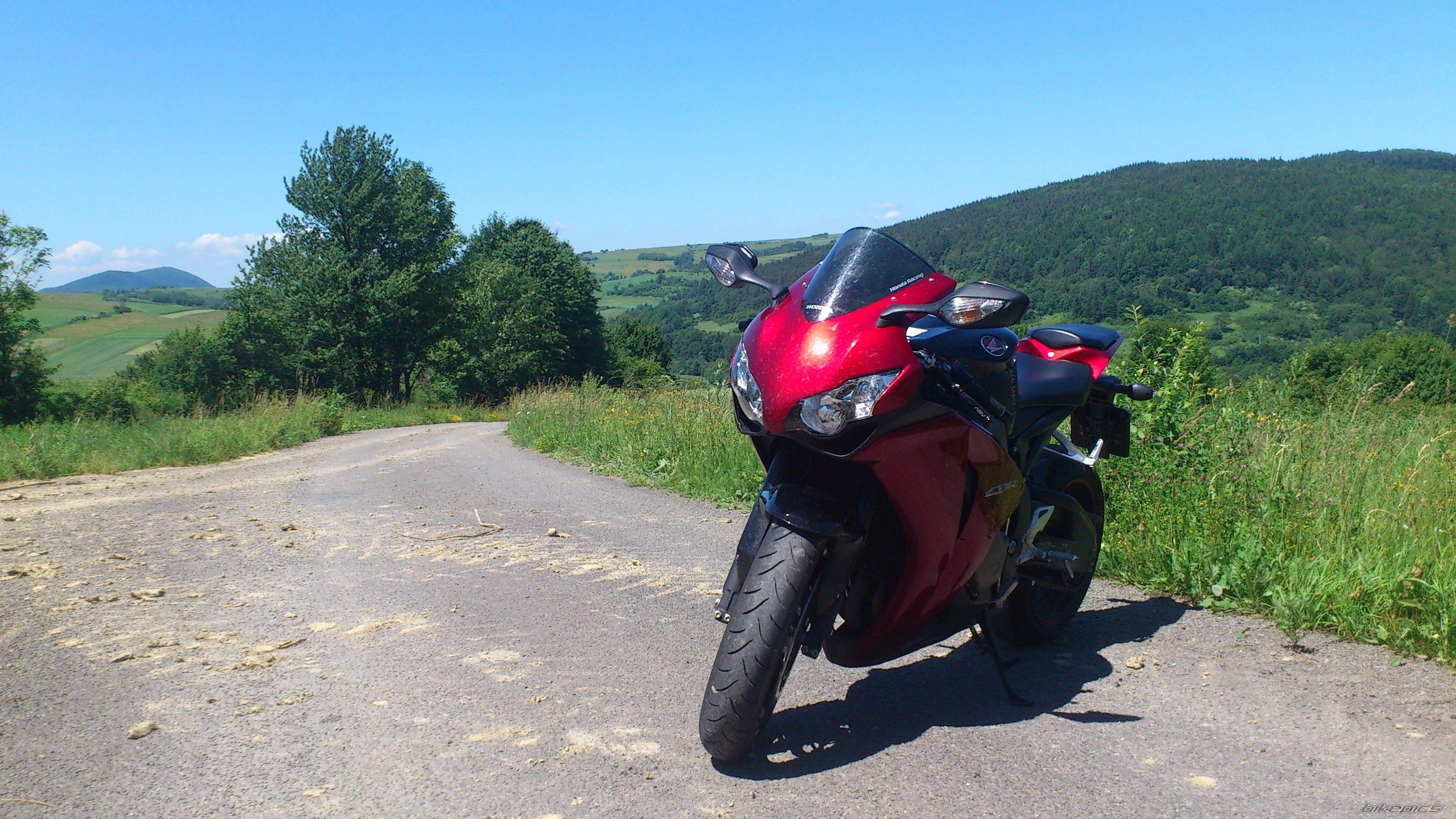 2008 HONDA CBR 1000  RR | Picture 2420135 motorcycle photo